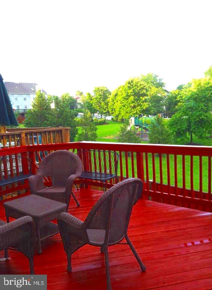 ROLLING BROOK - Residential Lease