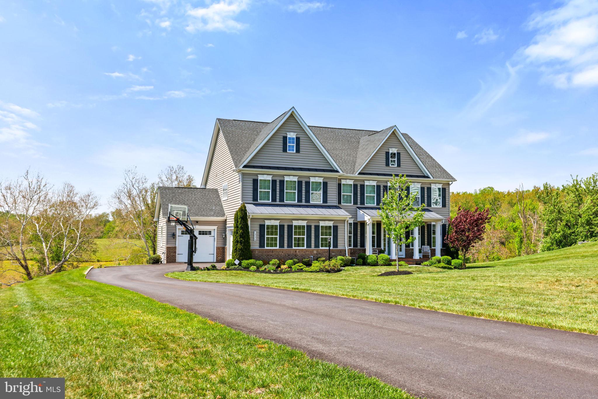 THE ESTATES AT MILL CREEK - Residential