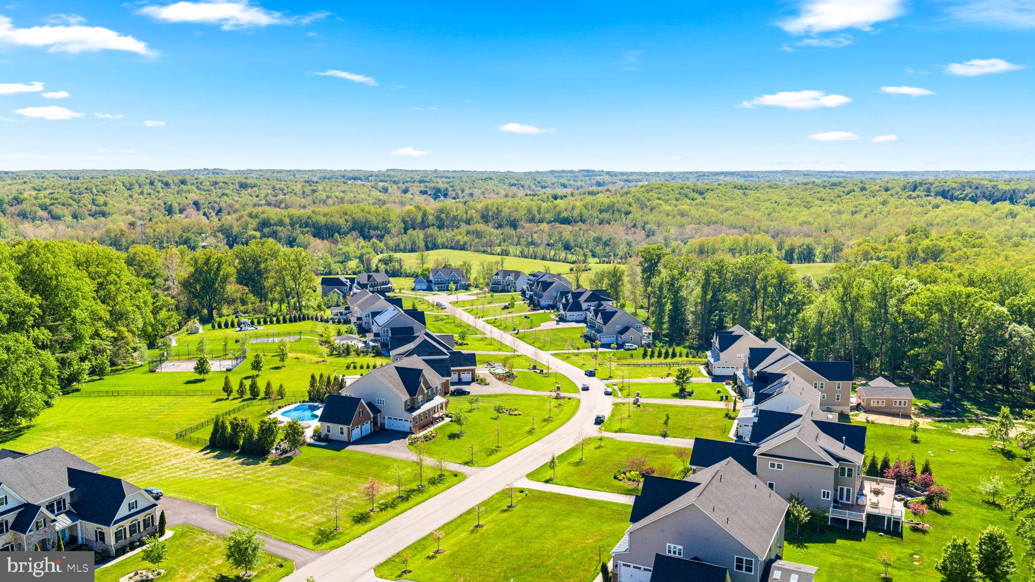 THE ESTATES AT MILL CREEK - Residential