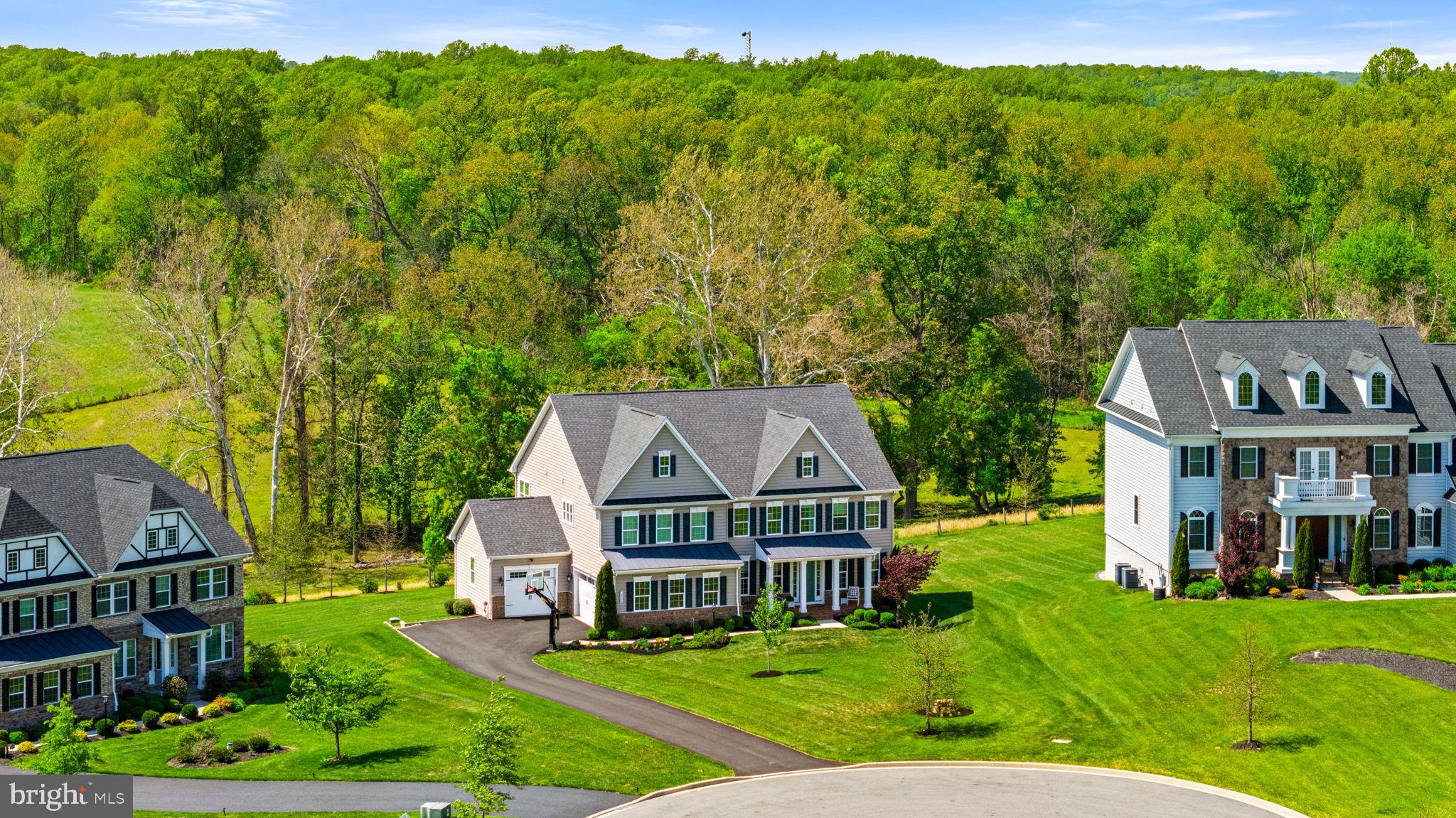 THE ESTATES AT MILL CREEK - Residential