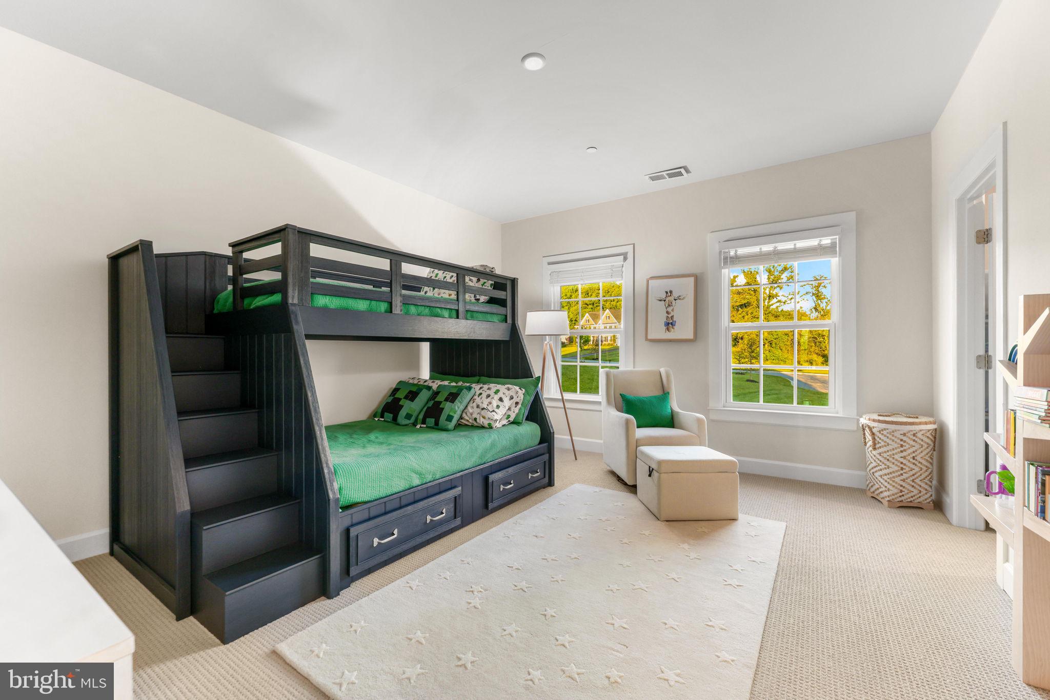 THE ESTATES AT MILL CREEK - Residential