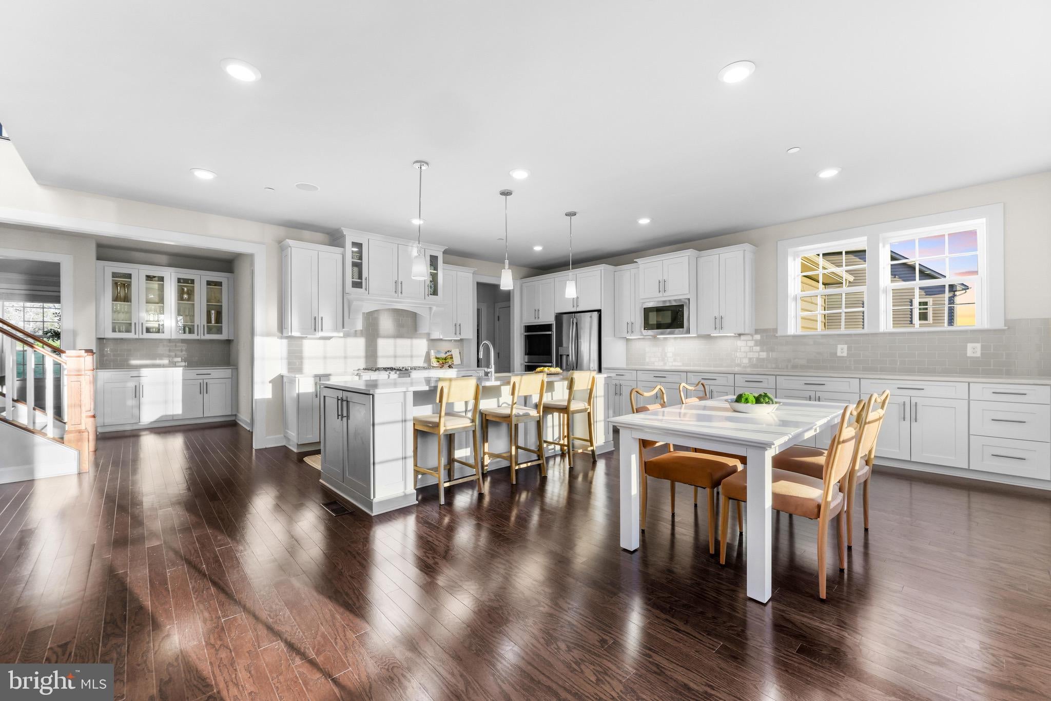 THE ESTATES AT MILL CREEK - Residential
