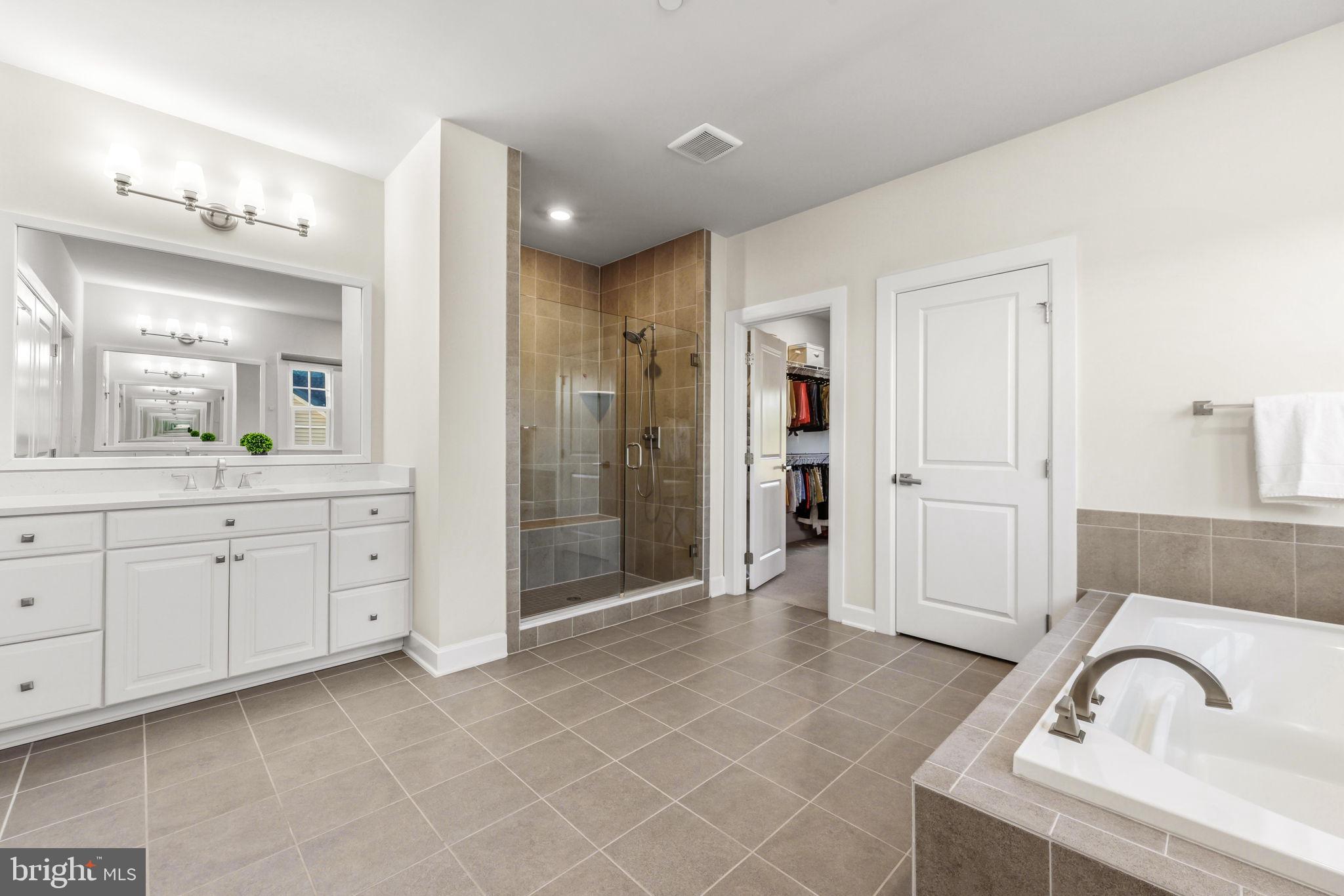 THE ESTATES AT MILL CREEK - Residential