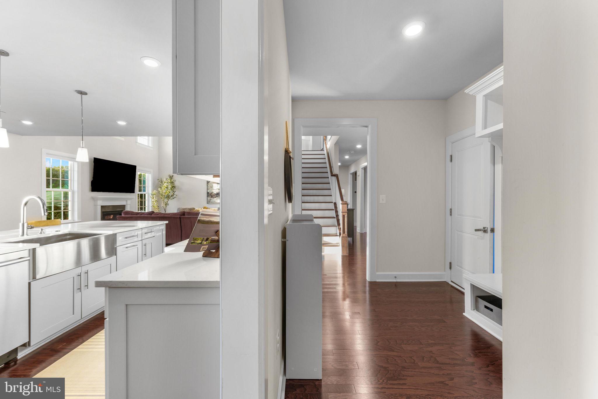 THE ESTATES AT MILL CREEK - Residential