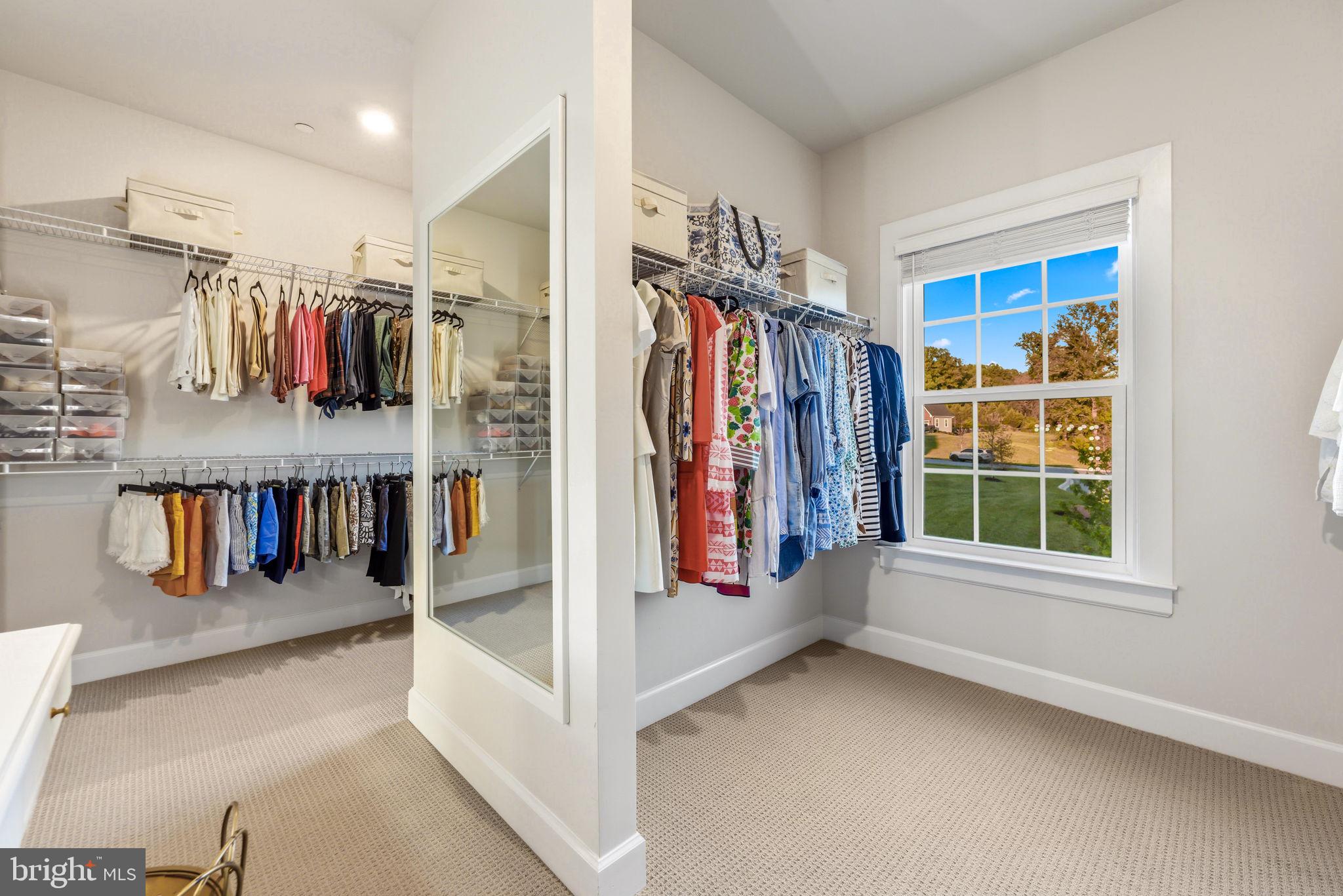 THE ESTATES AT MILL CREEK - Residential