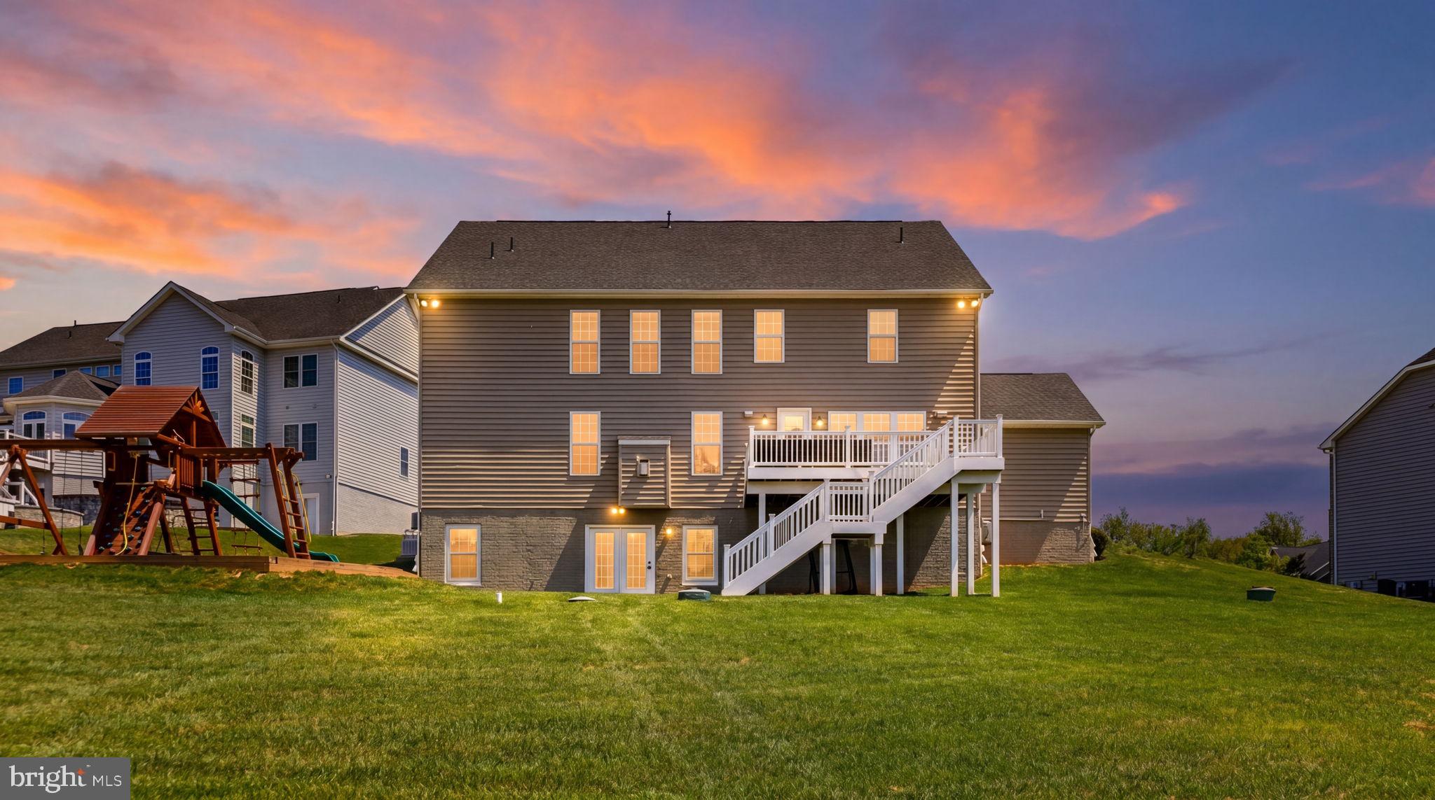 THE ESTATES AT MILL CREEK - Residential