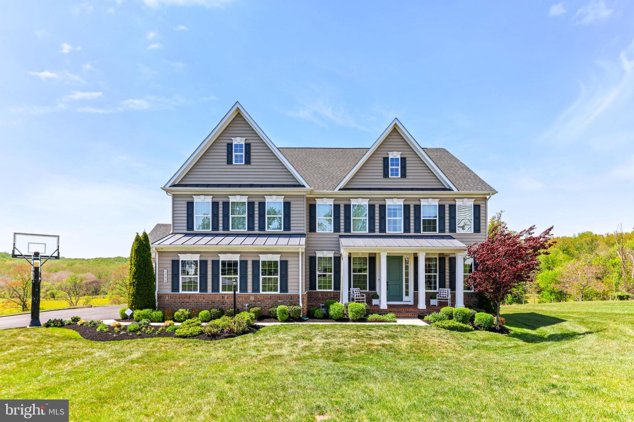 THE ESTATES AT MILL CREEK - Residential