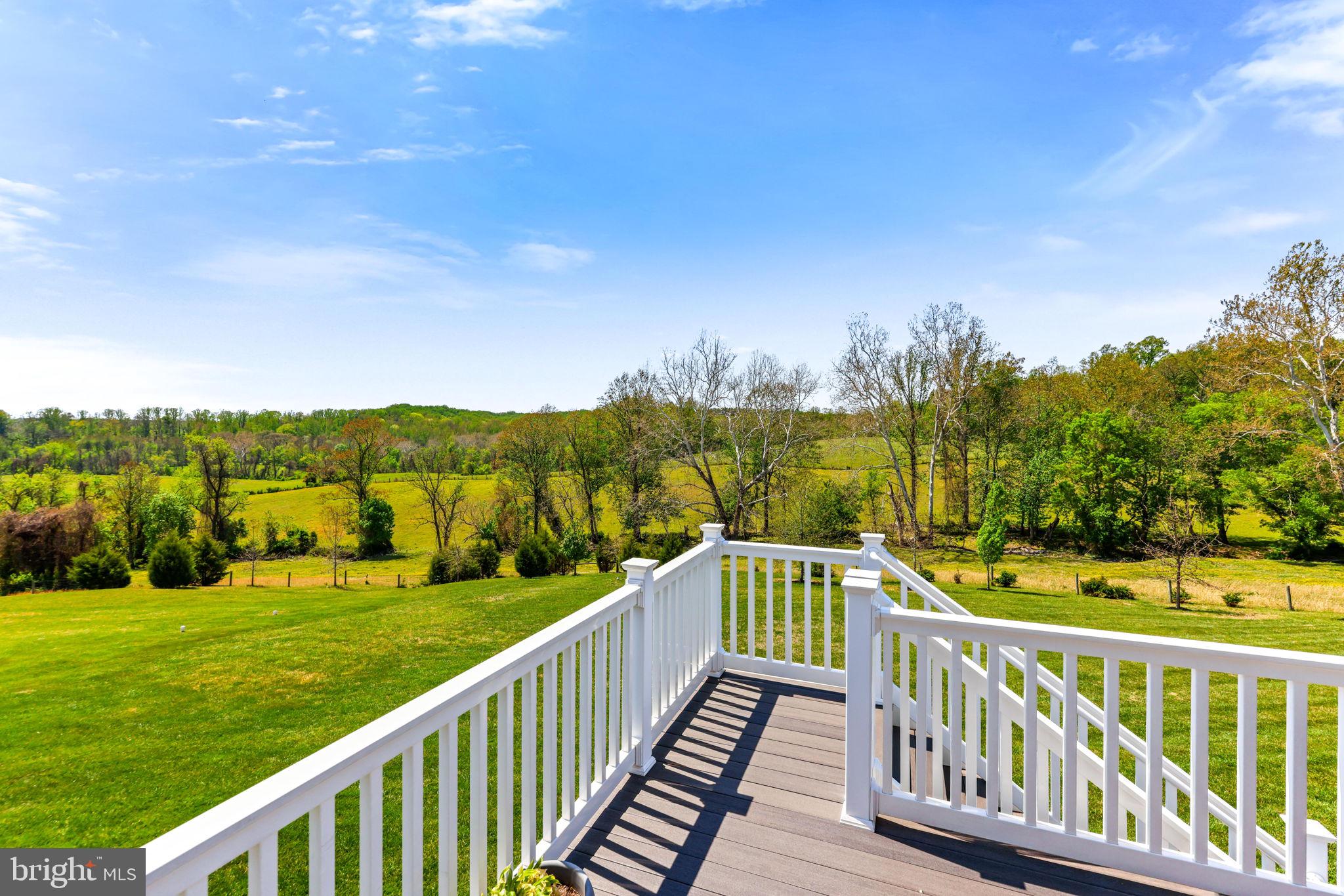 THE ESTATES AT MILL CREEK - Residential