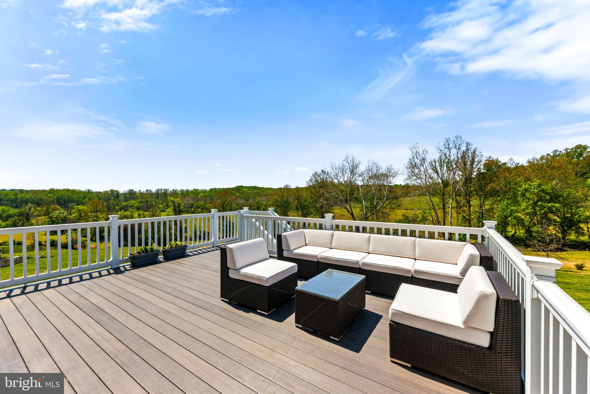 THE ESTATES AT MILL CREEK - Residential