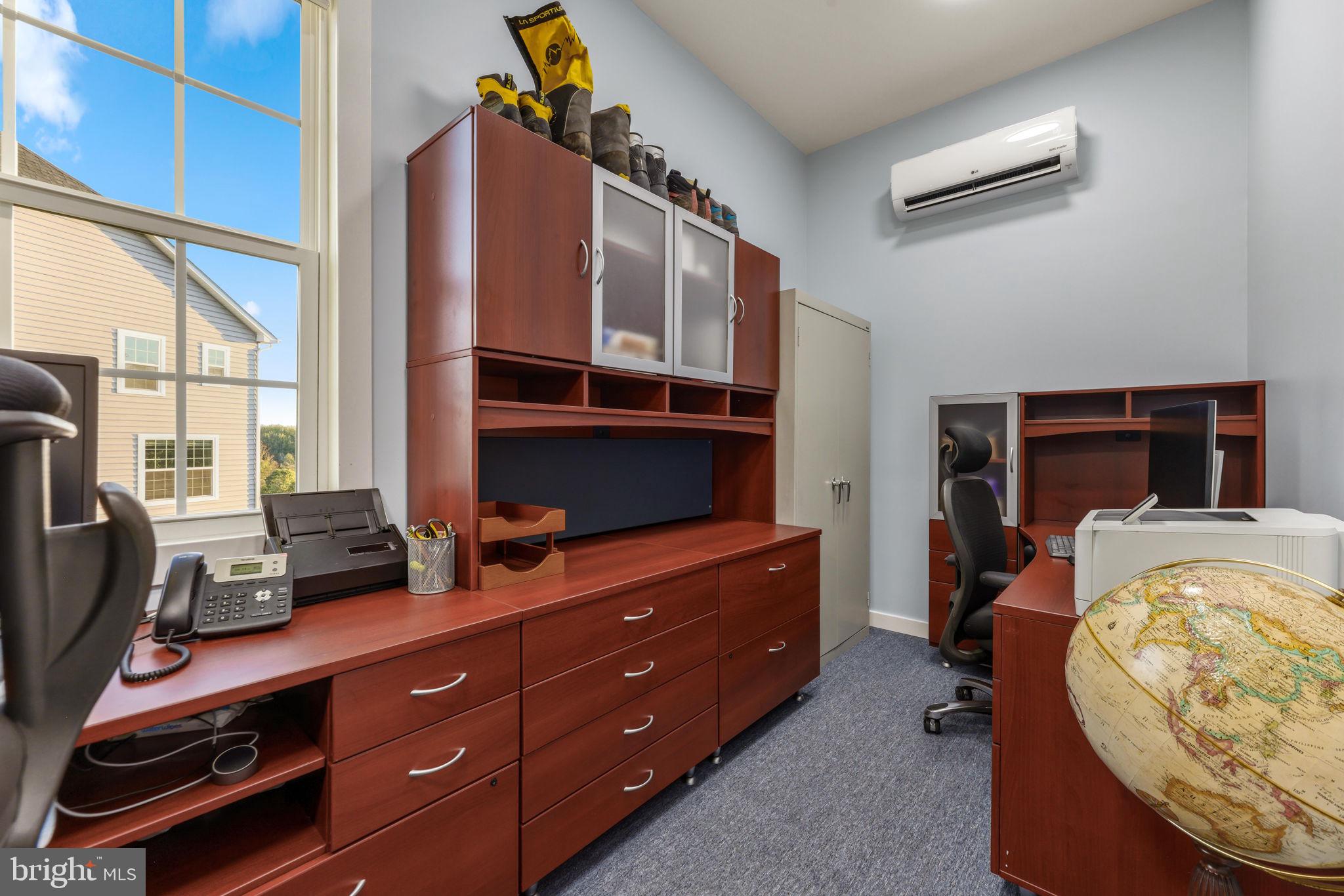 THE ESTATES AT MILL CREEK - Residential