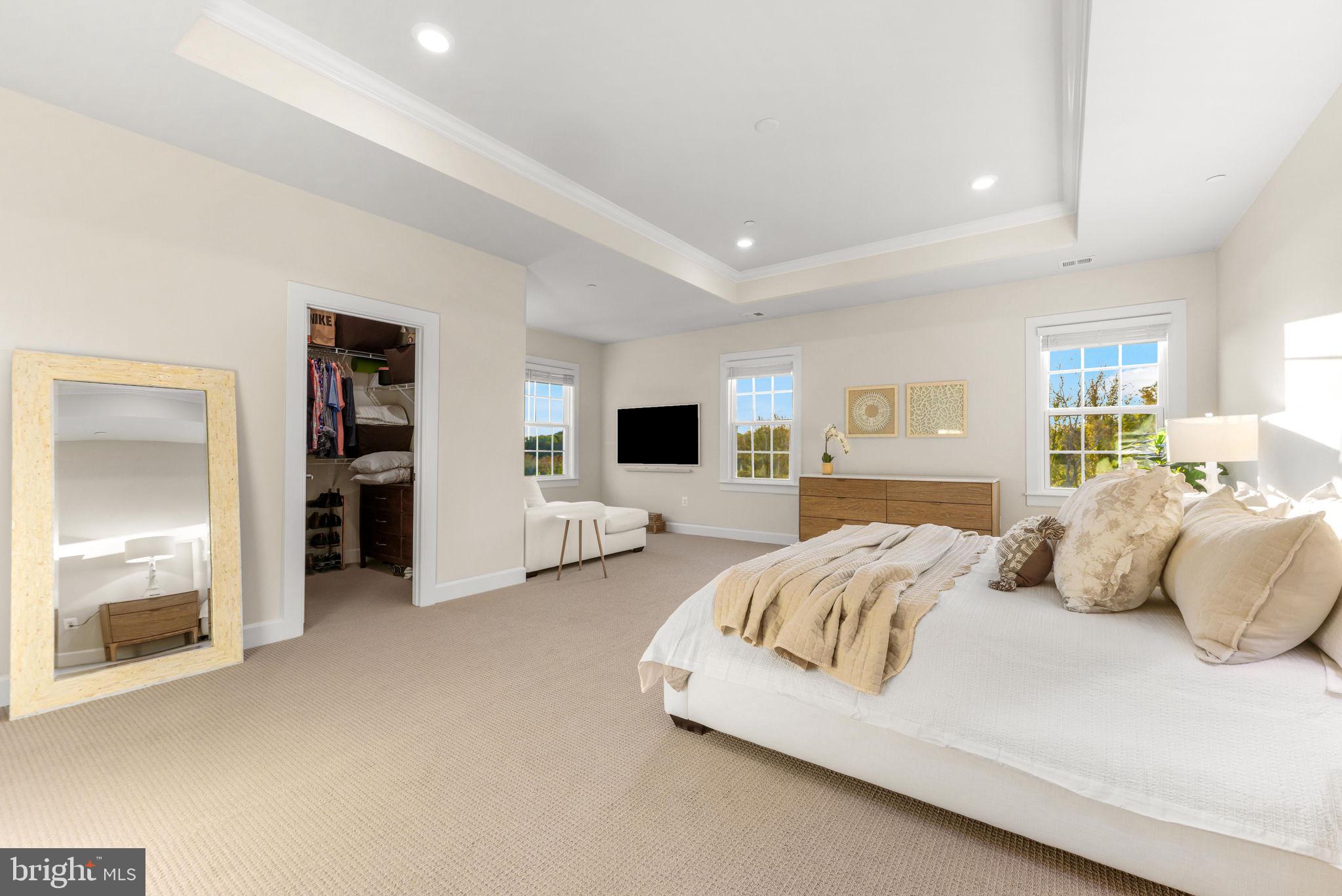 THE ESTATES AT MILL CREEK - Residential