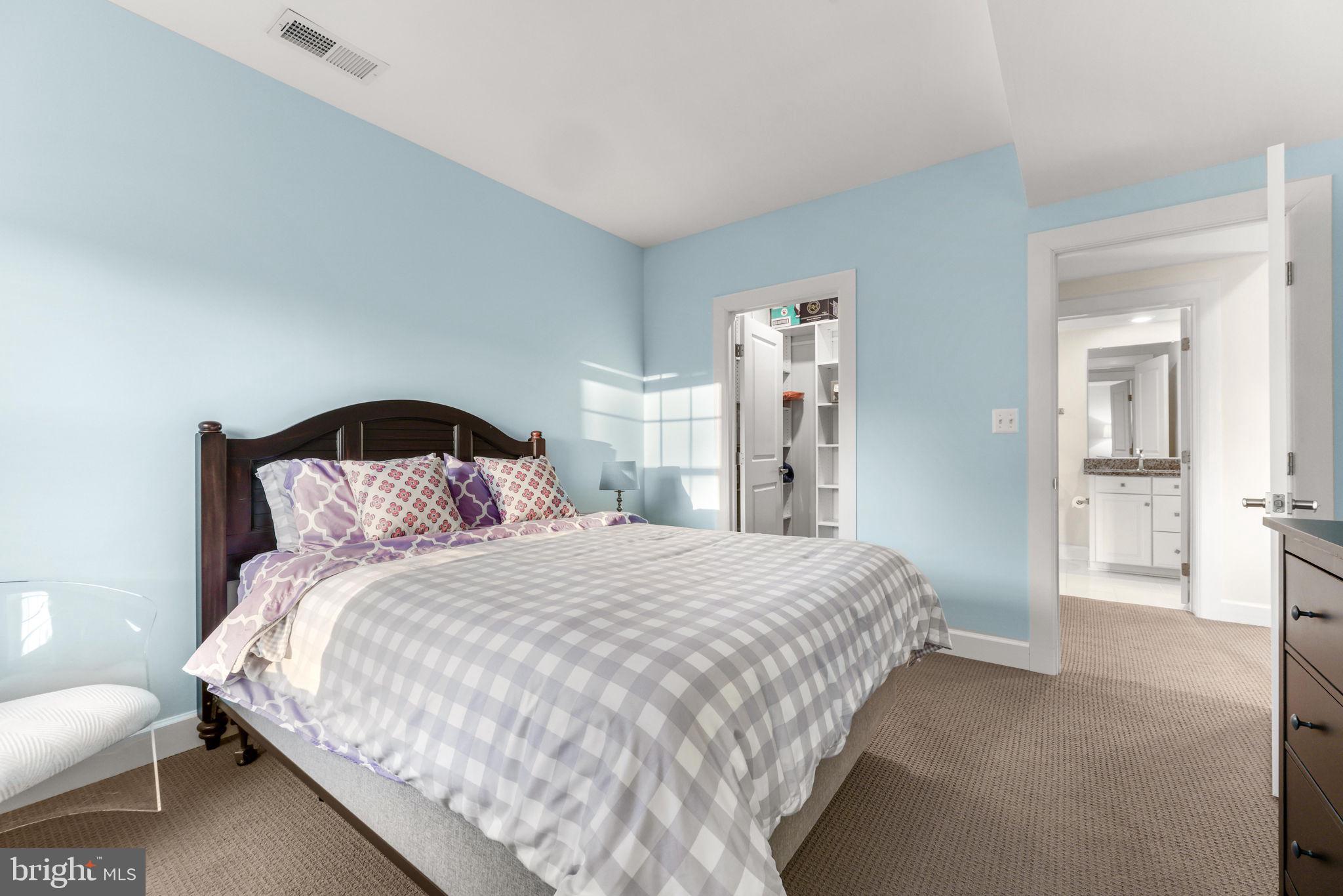 THE ESTATES AT MILL CREEK - Residential