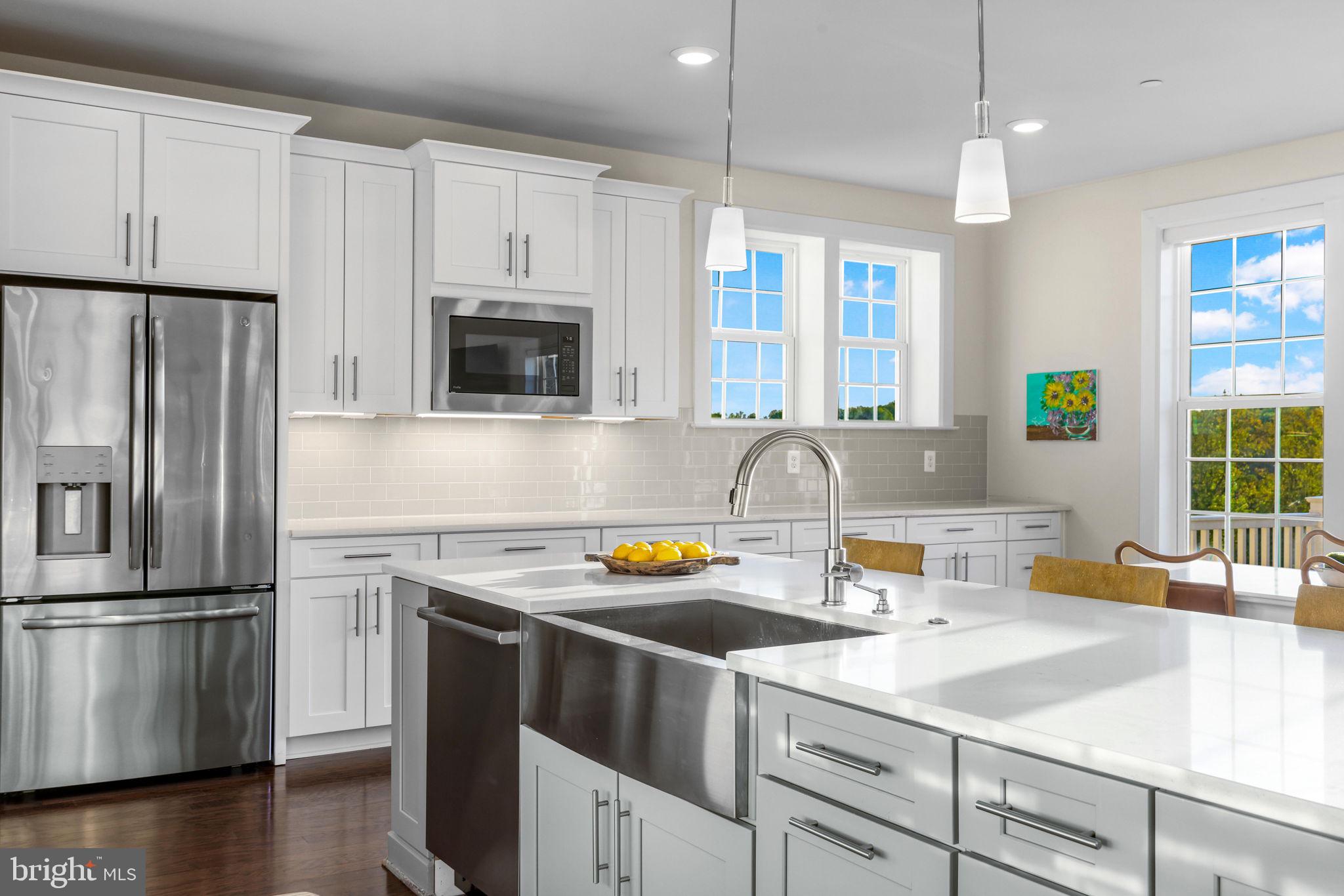 THE ESTATES AT MILL CREEK - Residential