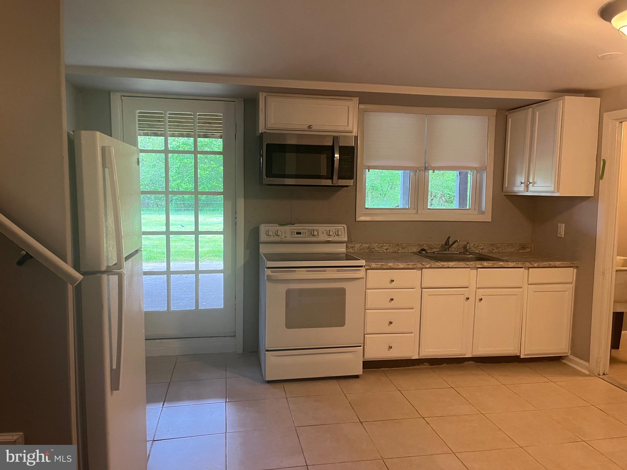 ANTIETAM FARM - Residential Lease