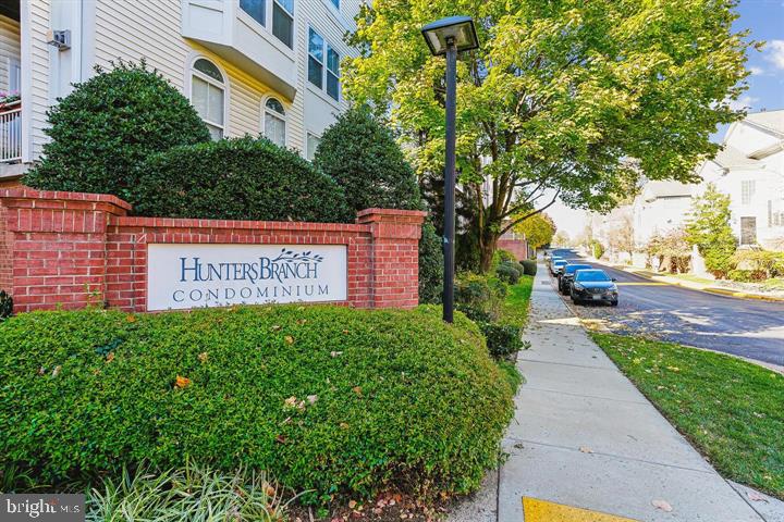 2921 DEER HOLLOW WAY 214