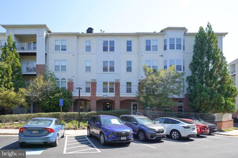 2921 DEER HOLLOW WAY 214 FAIRFAX VA 22031