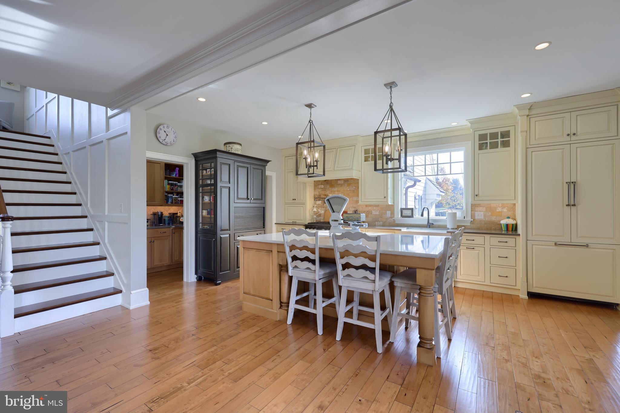 FARM ON QUARRY ROAD - Residential