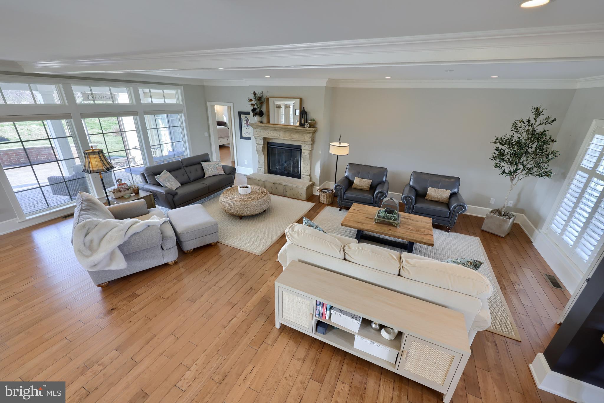FARM ON QUARRY ROAD - Residential