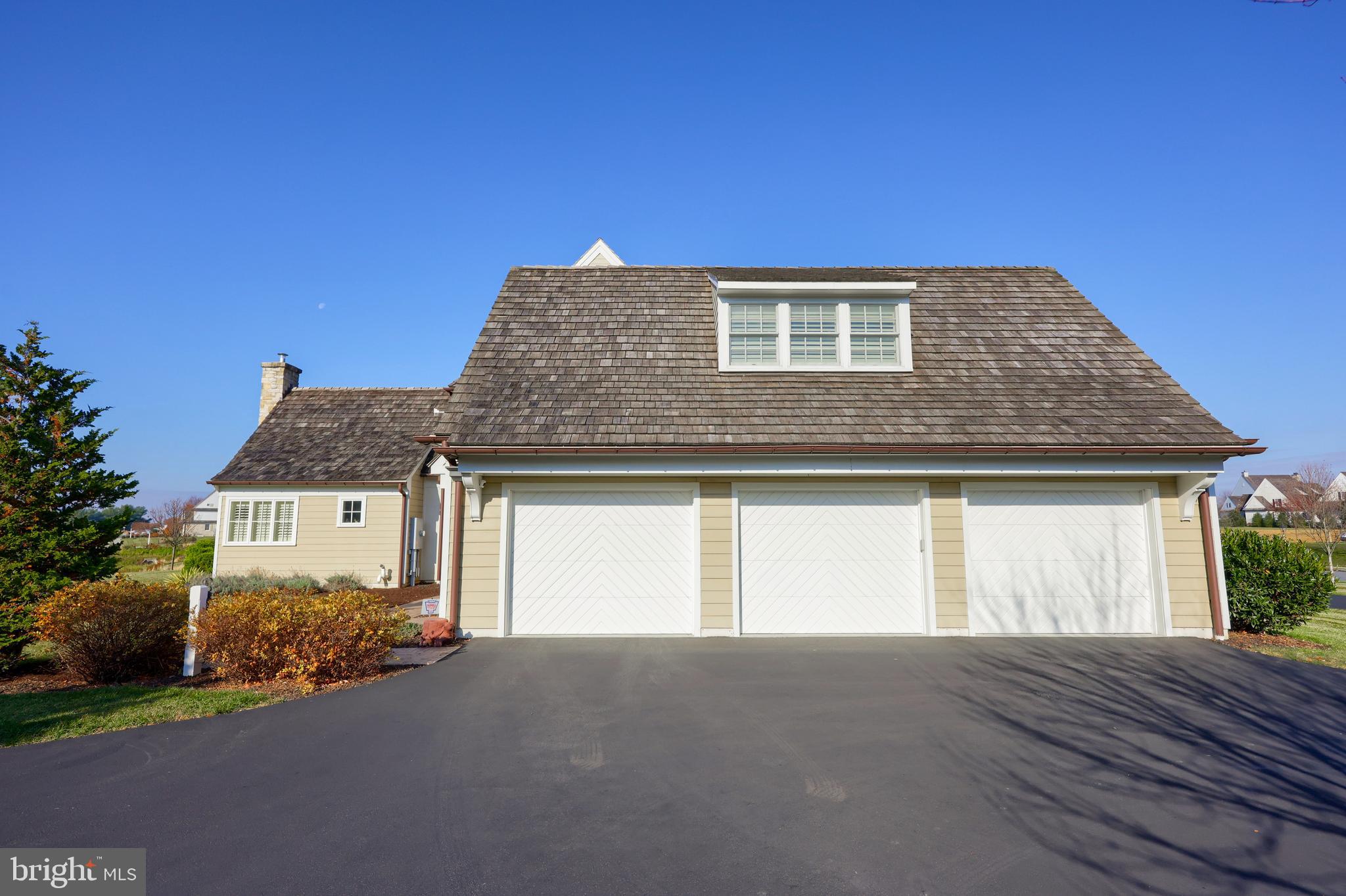 FARM ON QUARRY ROAD - Residential