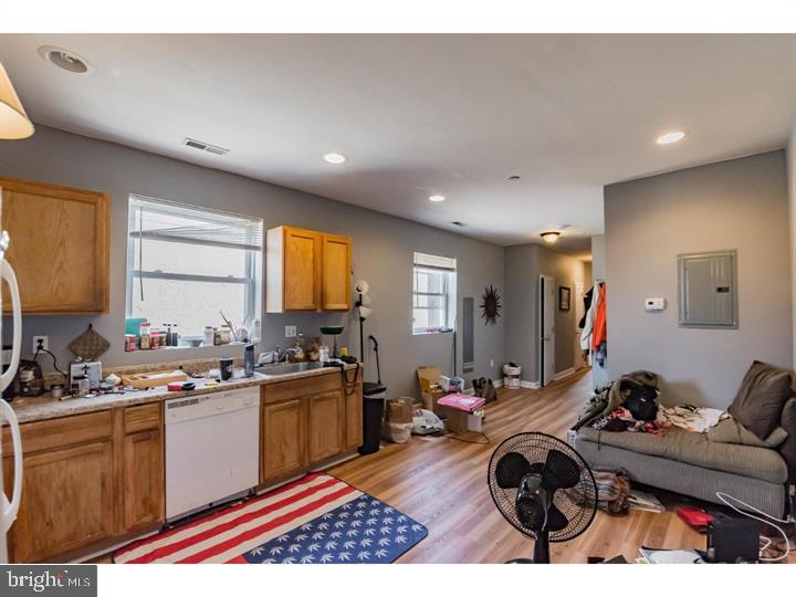 NORTH CENTRAL - Residential Lease