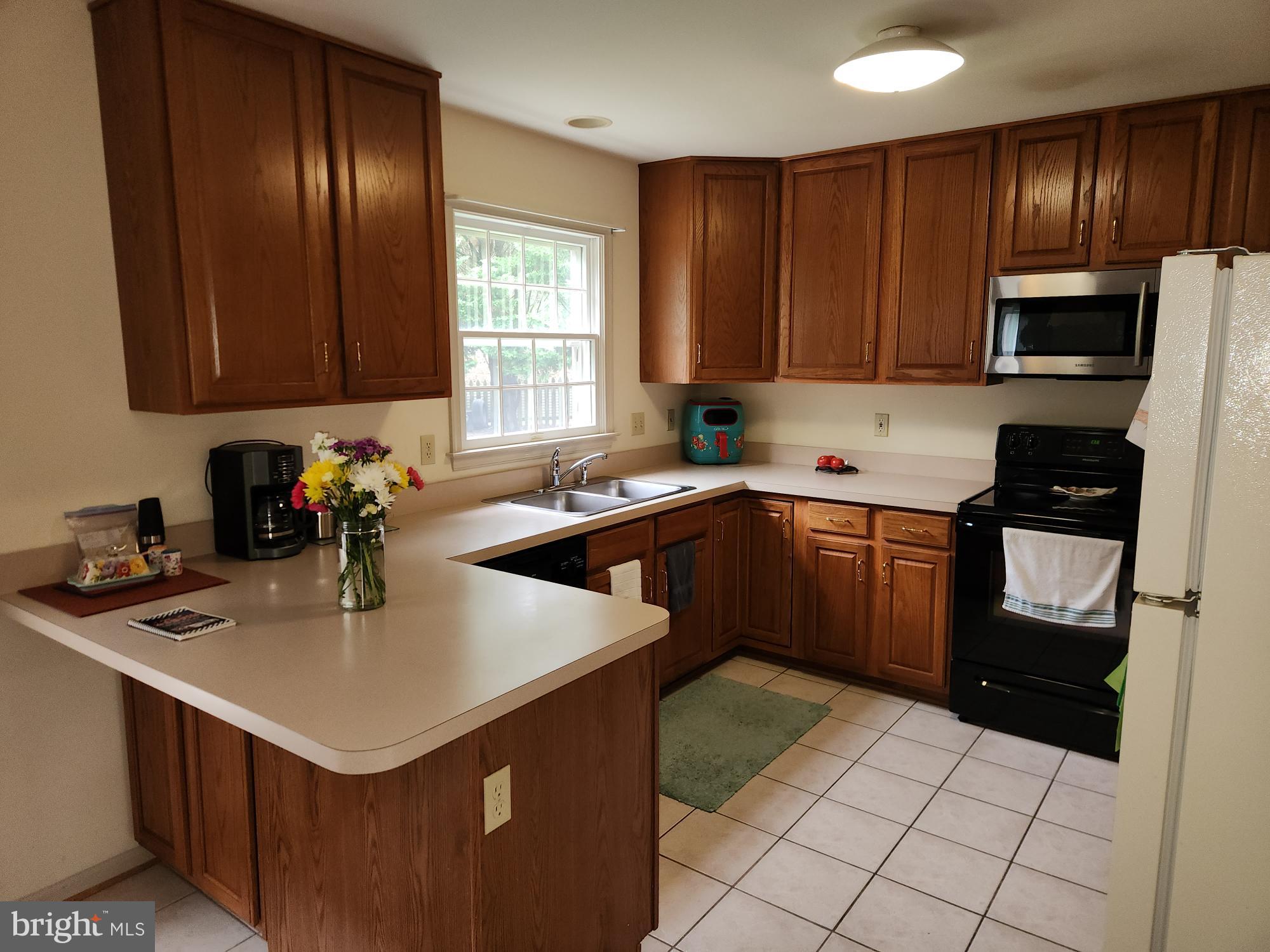 WETHERBEE II - Residential Lease