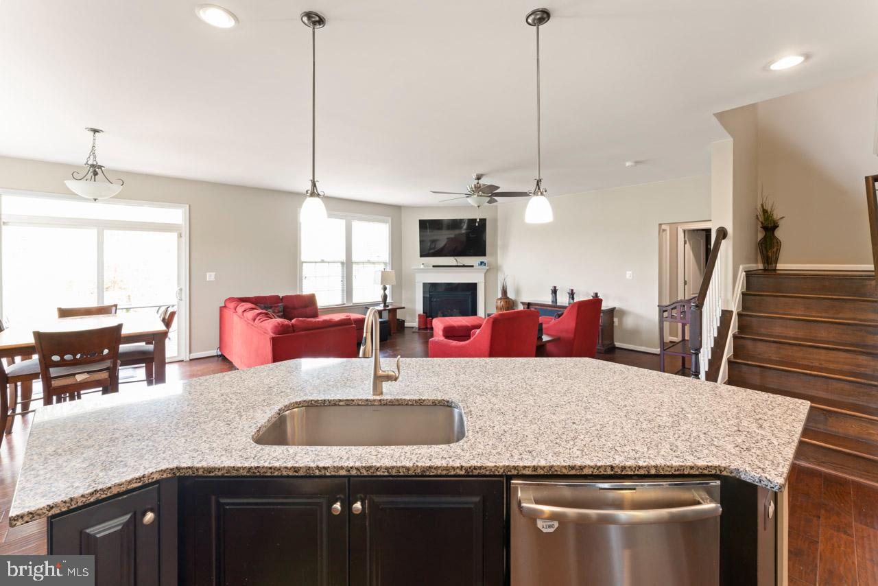 EMBREY MILL - Residential