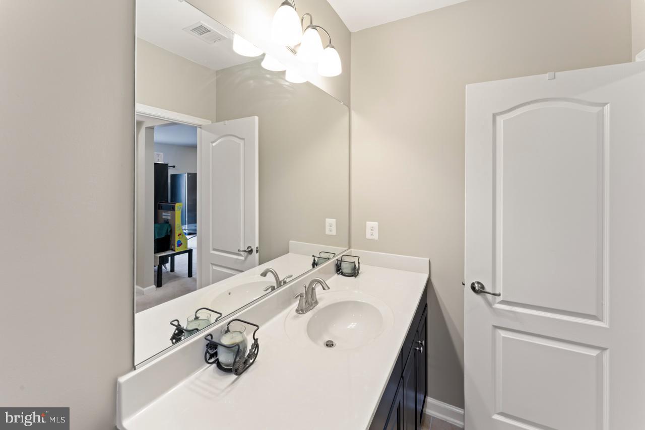 EMBREY MILL - Residential