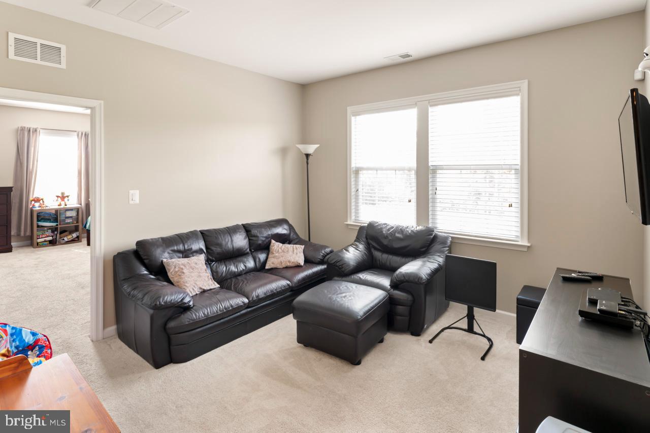 EMBREY MILL - Residential