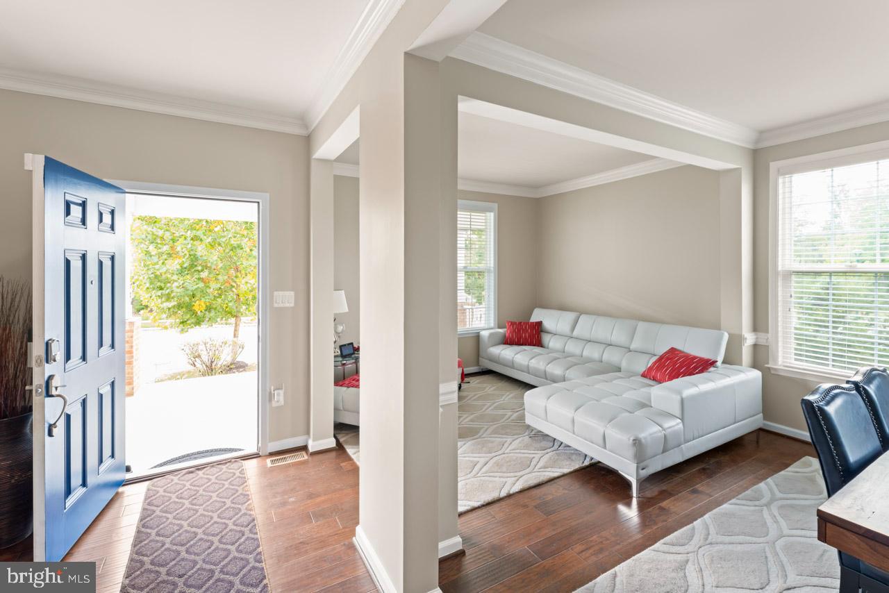 EMBREY MILL - Residential