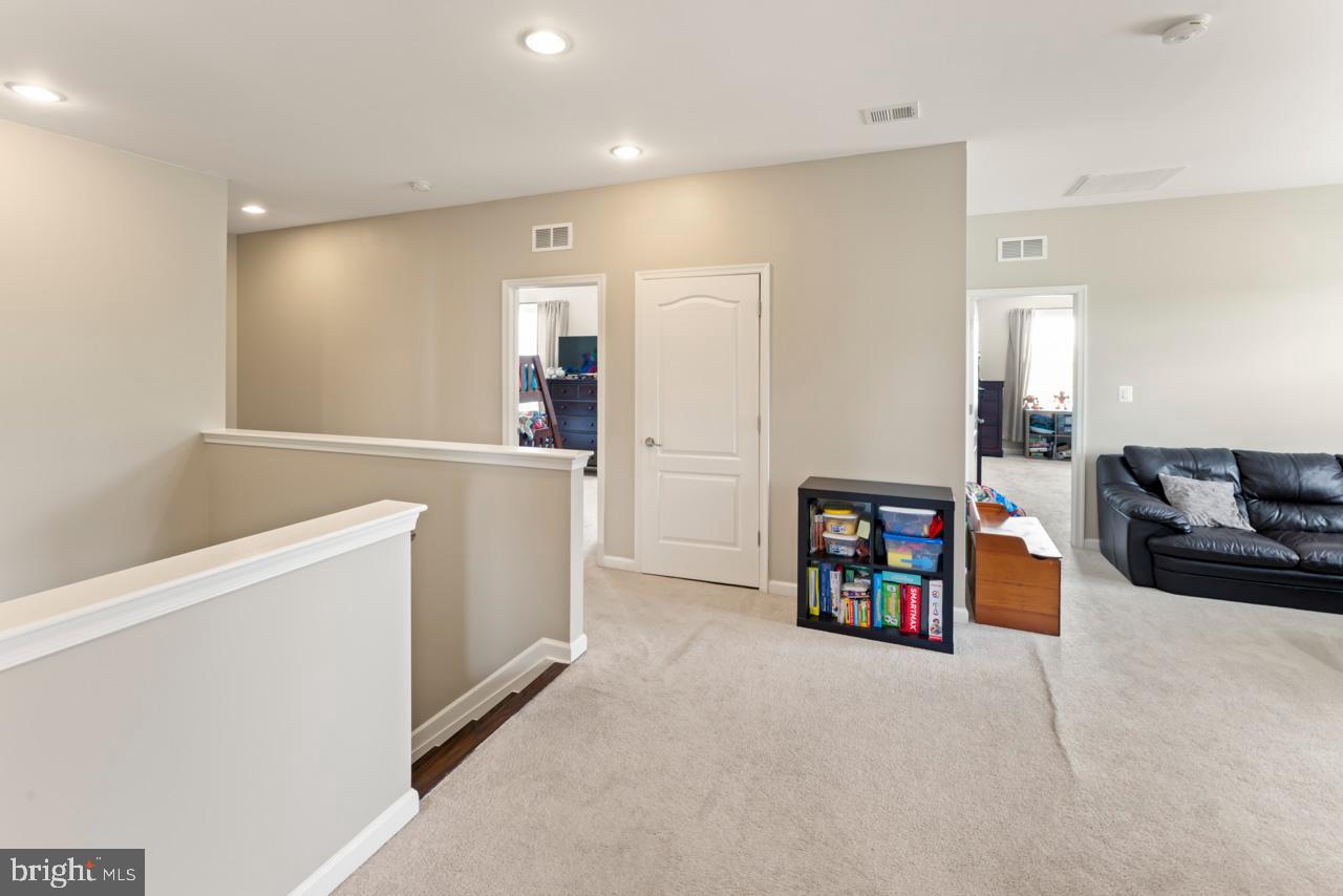 EMBREY MILL - Residential