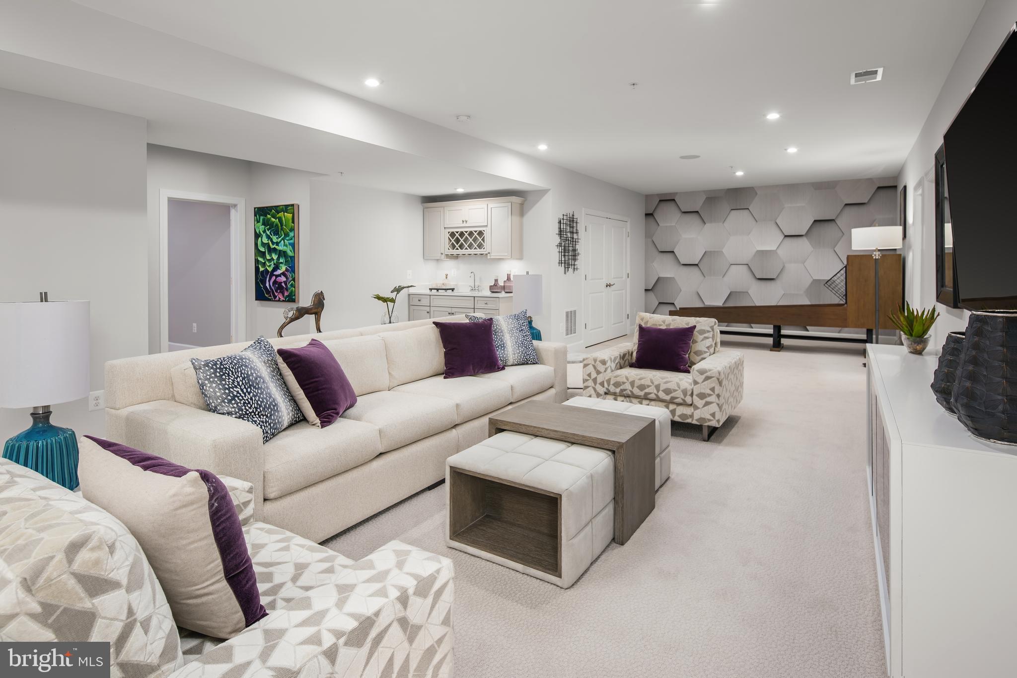 SUNSTONE PRESERVE - Residential