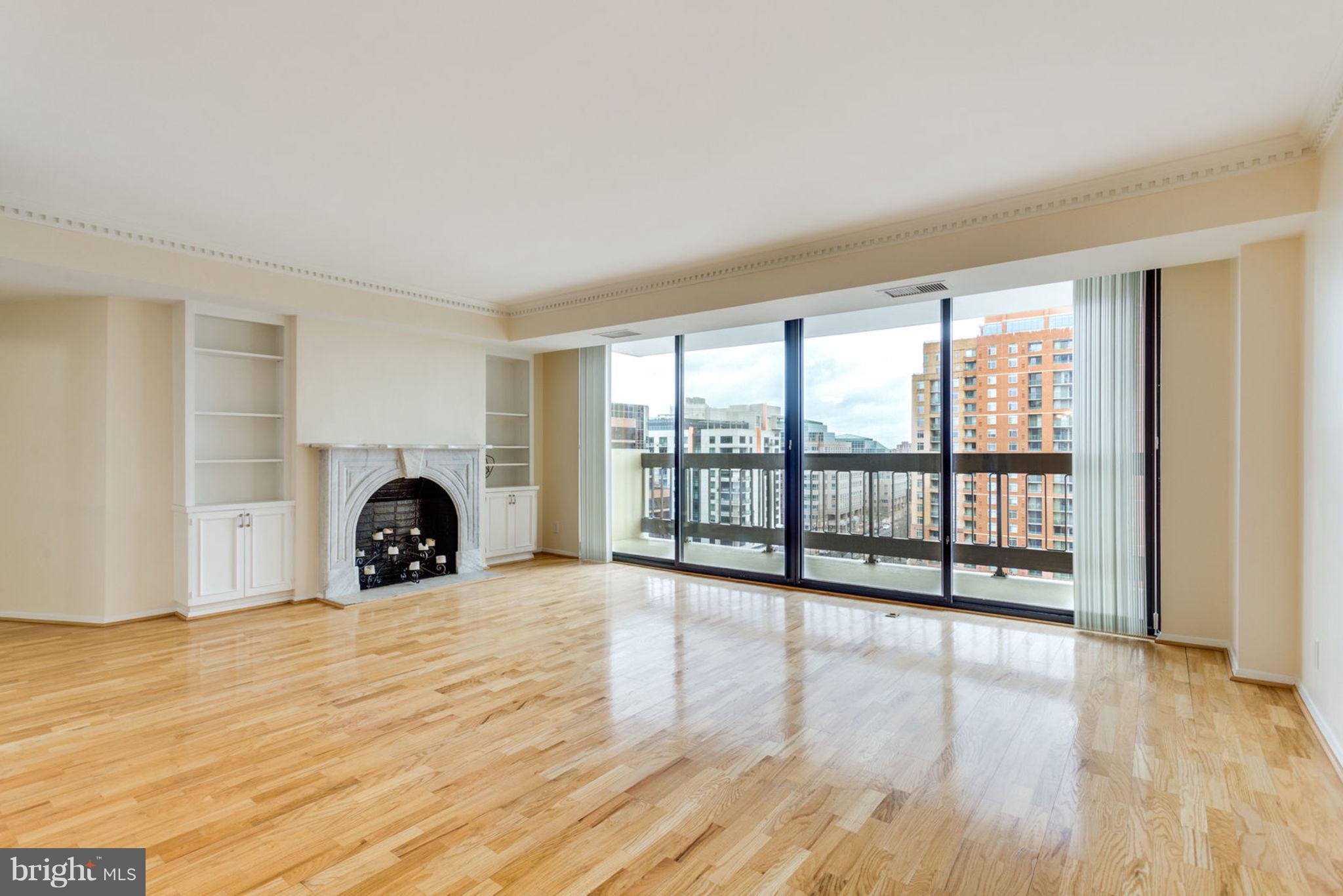 TOWER VILLAS - Residential