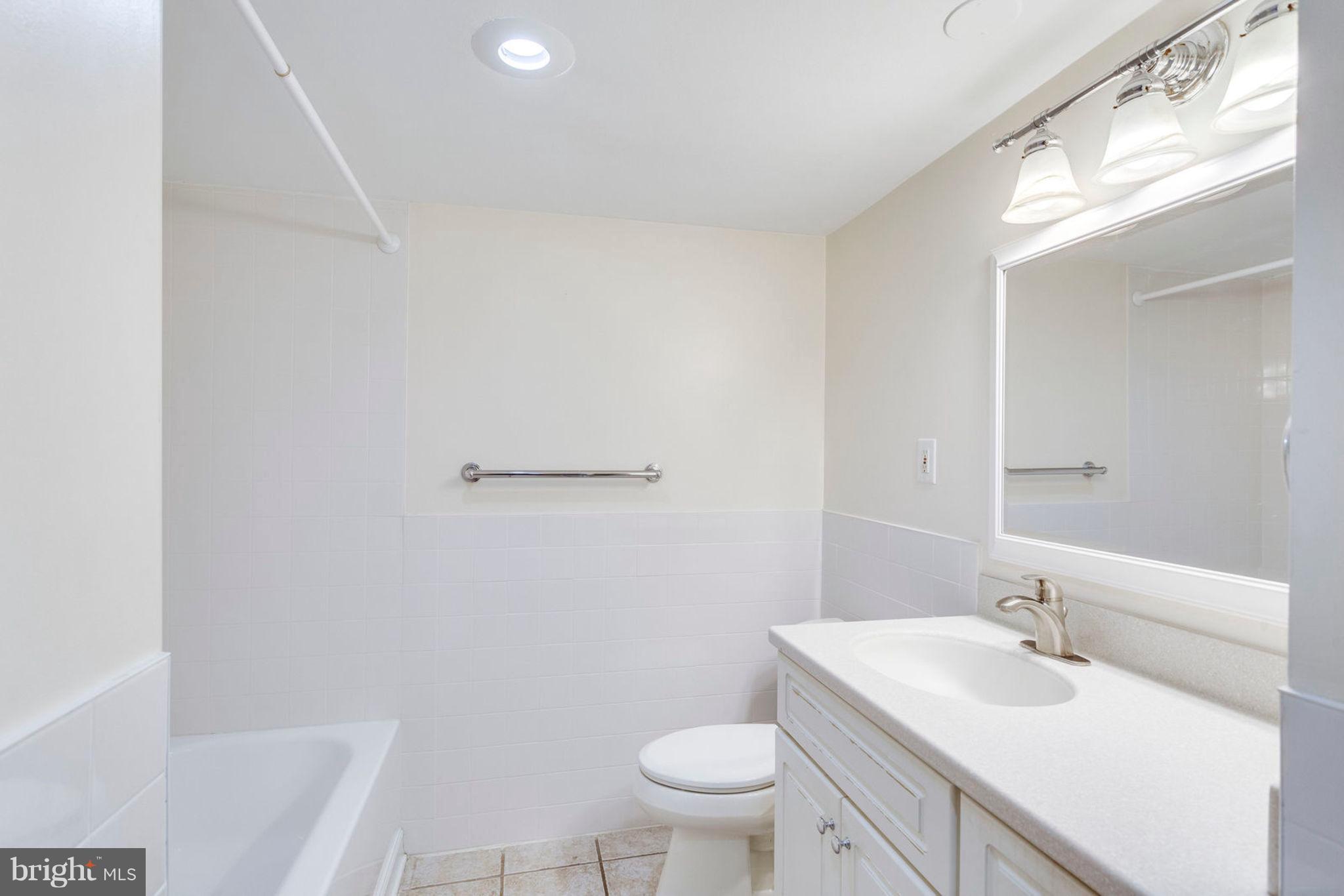 TOWER VILLAS - Residential