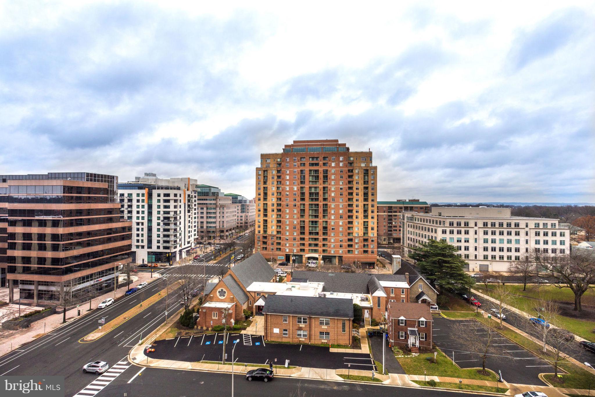 TOWER VILLAS - Residential
