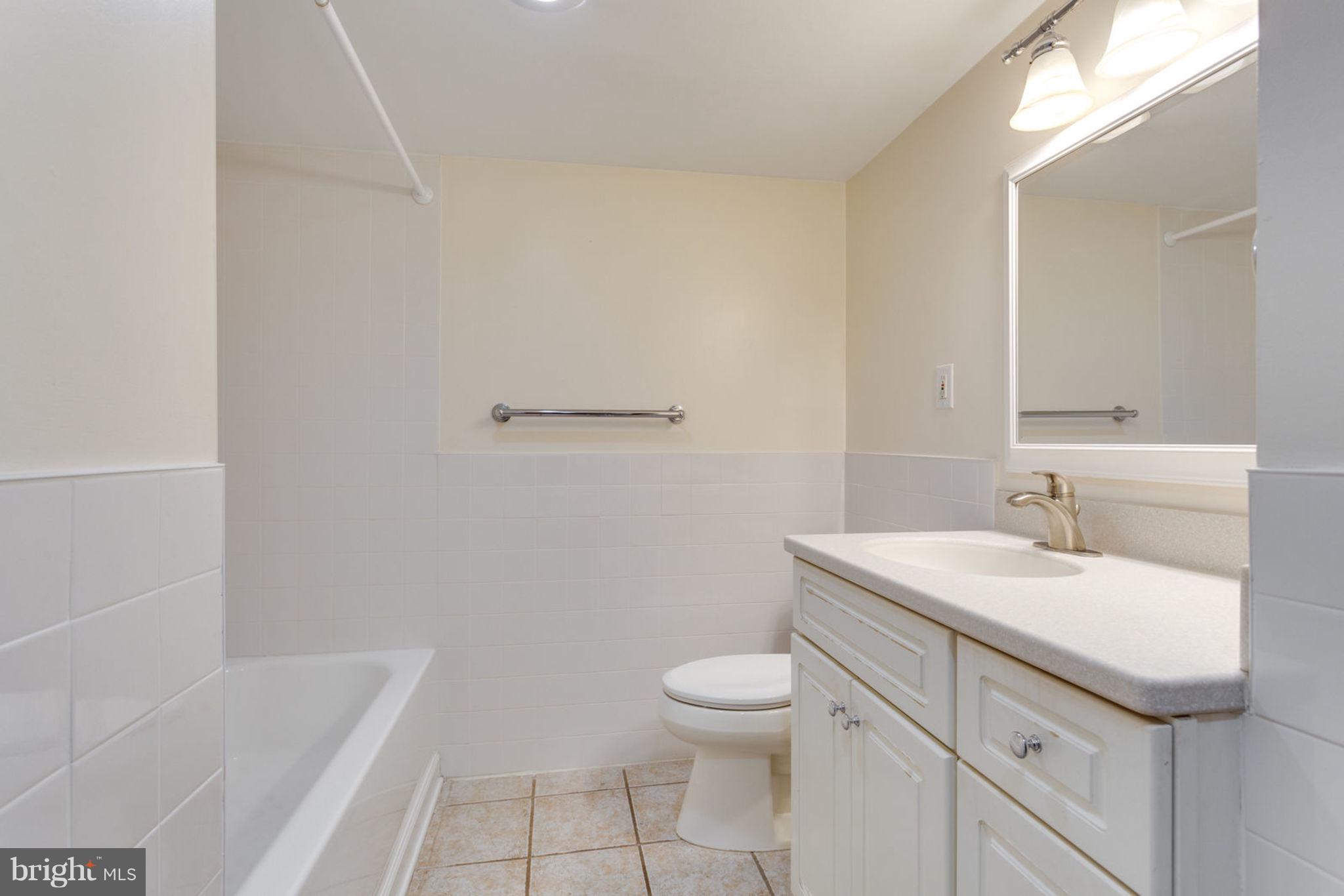 TOWER VILLAS - Residential