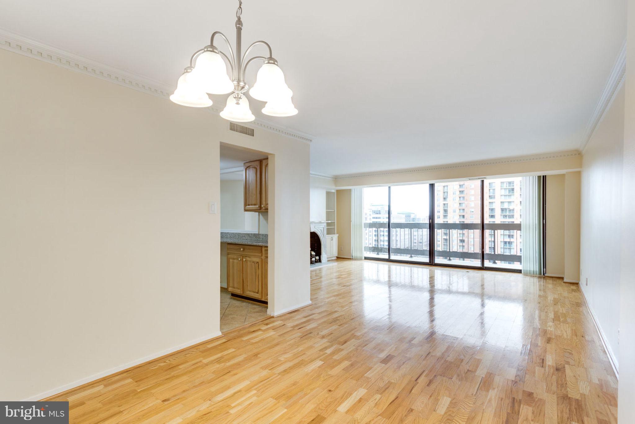 TOWER VILLAS - Residential