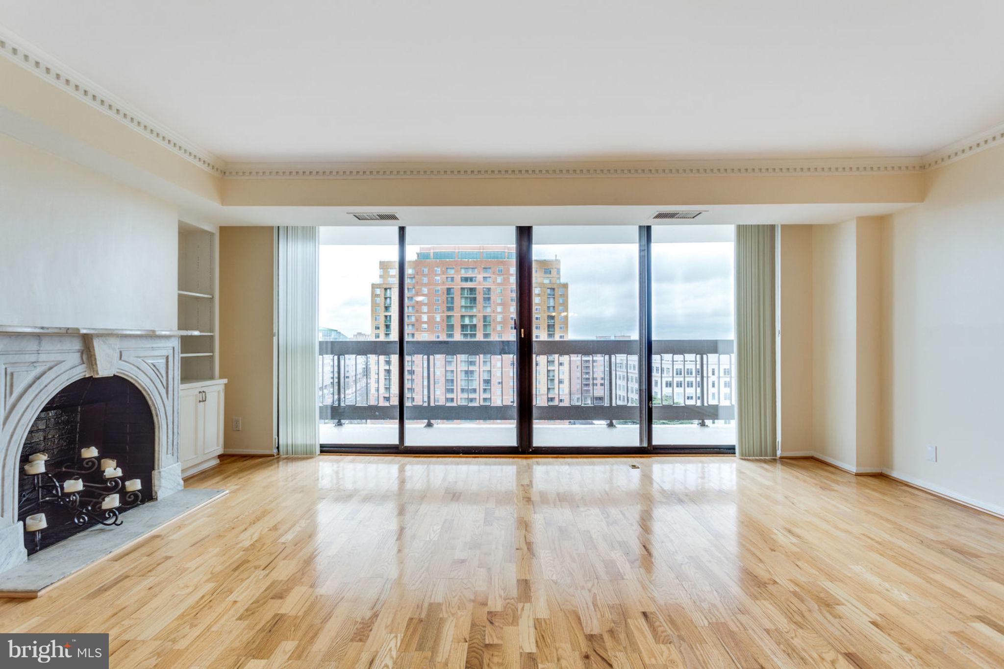 TOWER VILLAS - Residential