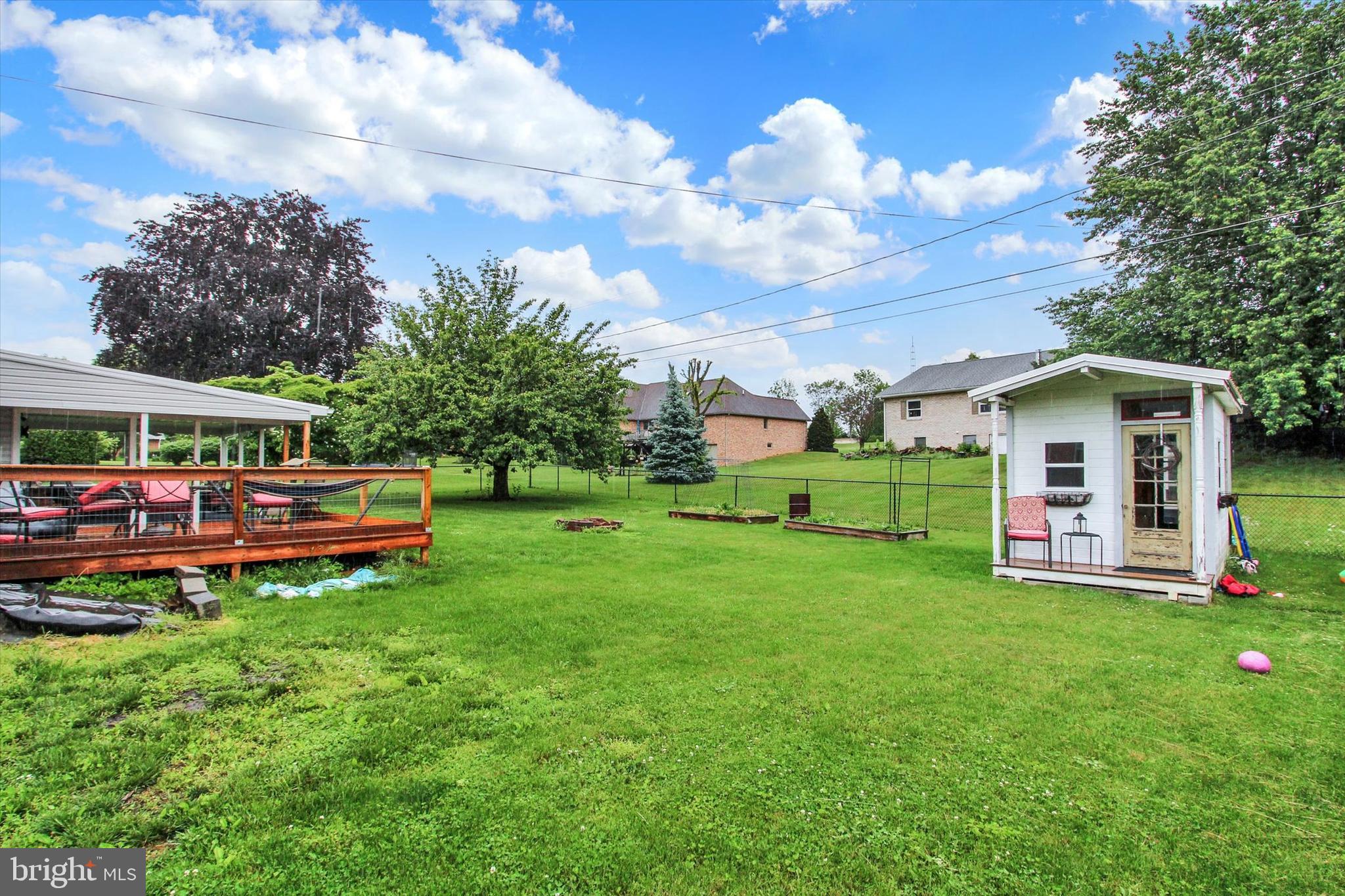 MEADOWBROOK - Residential