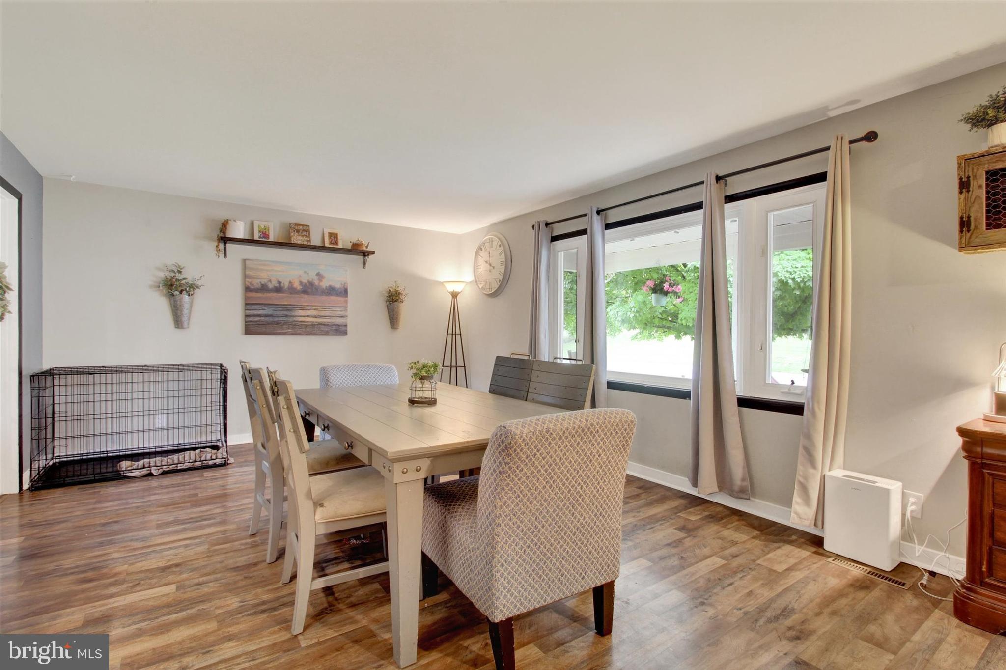 MEADOWBROOK - Residential