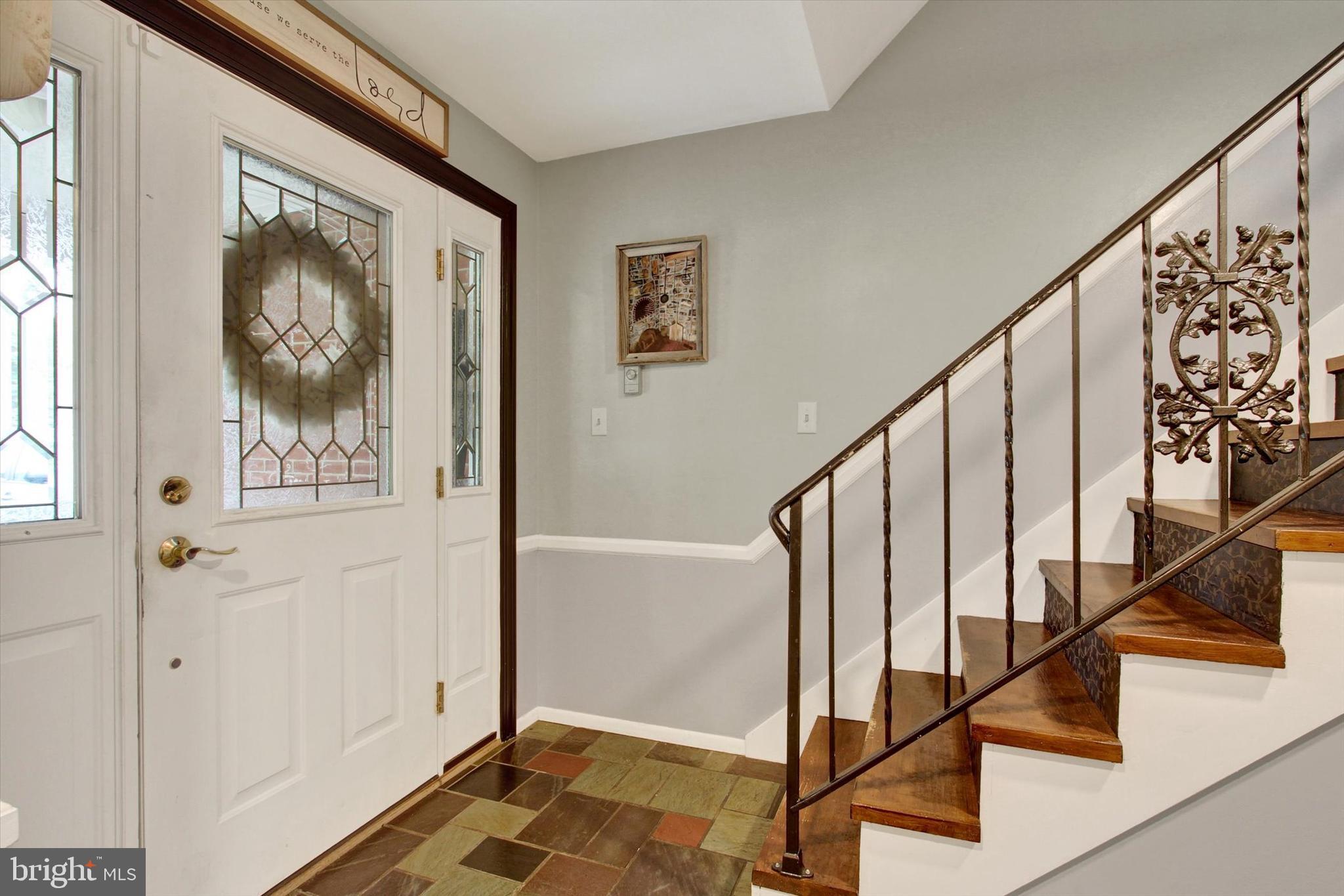 MEADOWBROOK - Residential