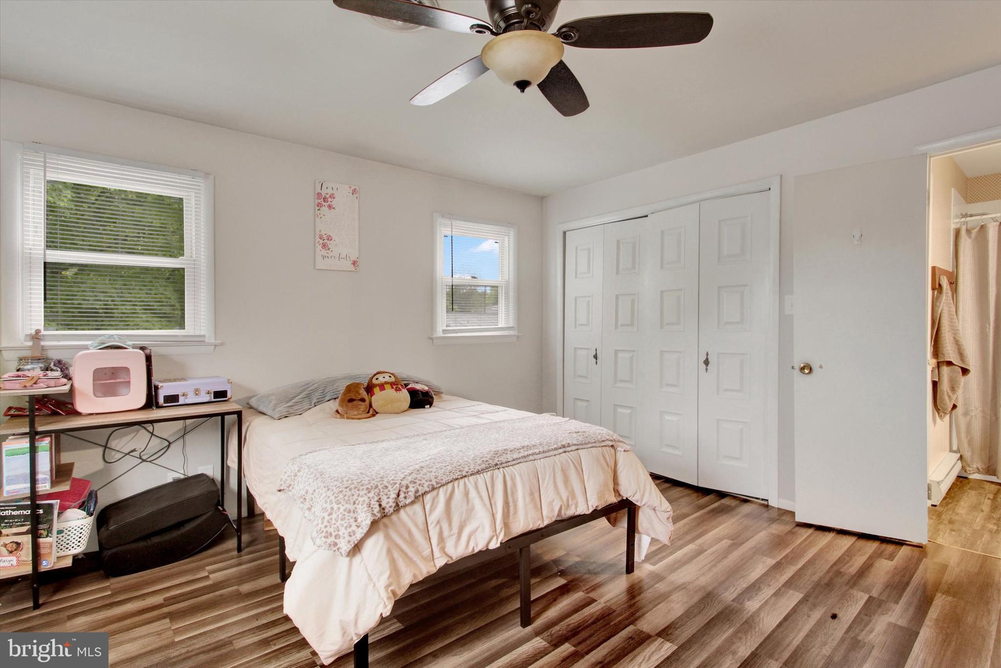 MEADOWBROOK - Residential