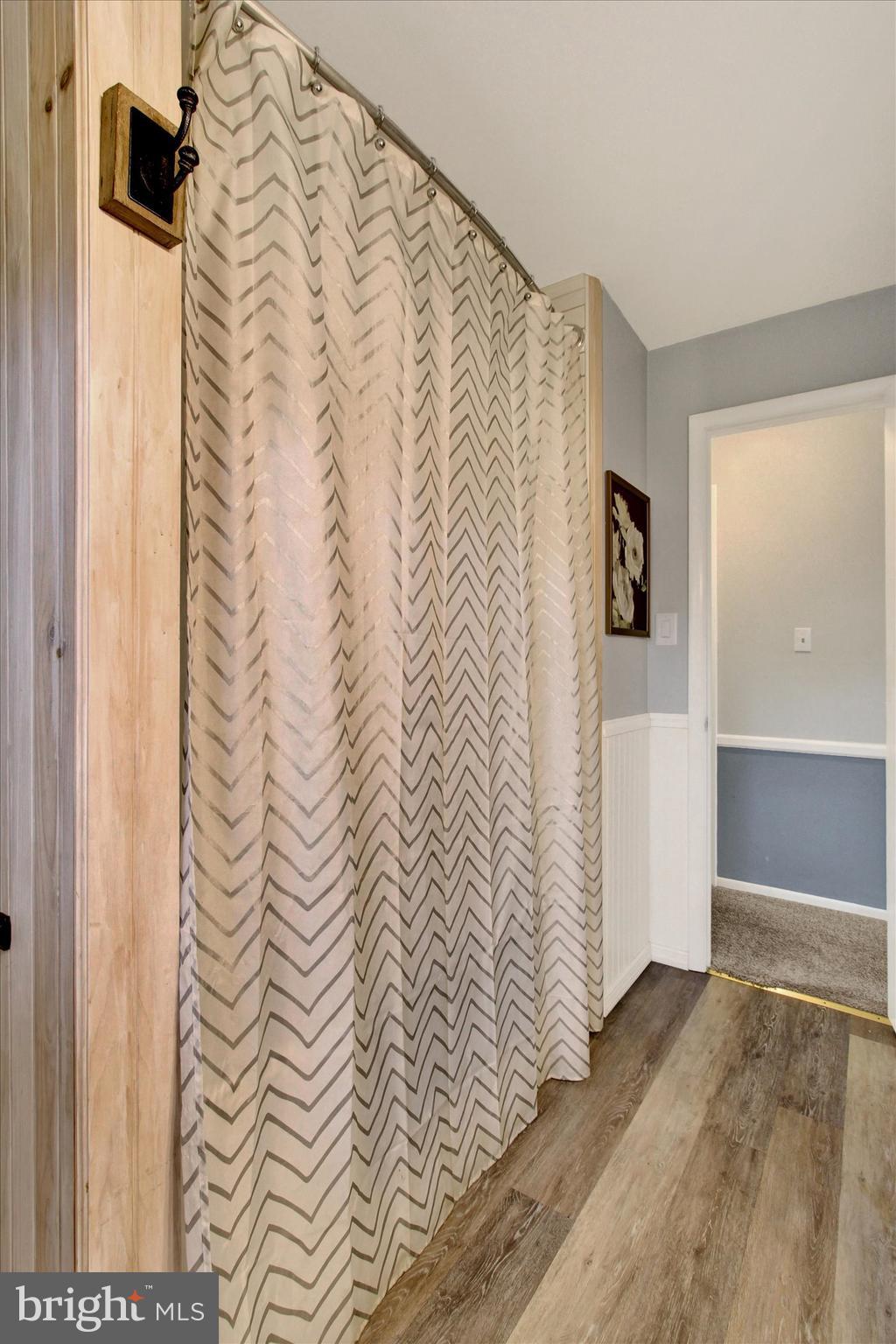 MEADOWBROOK - Residential