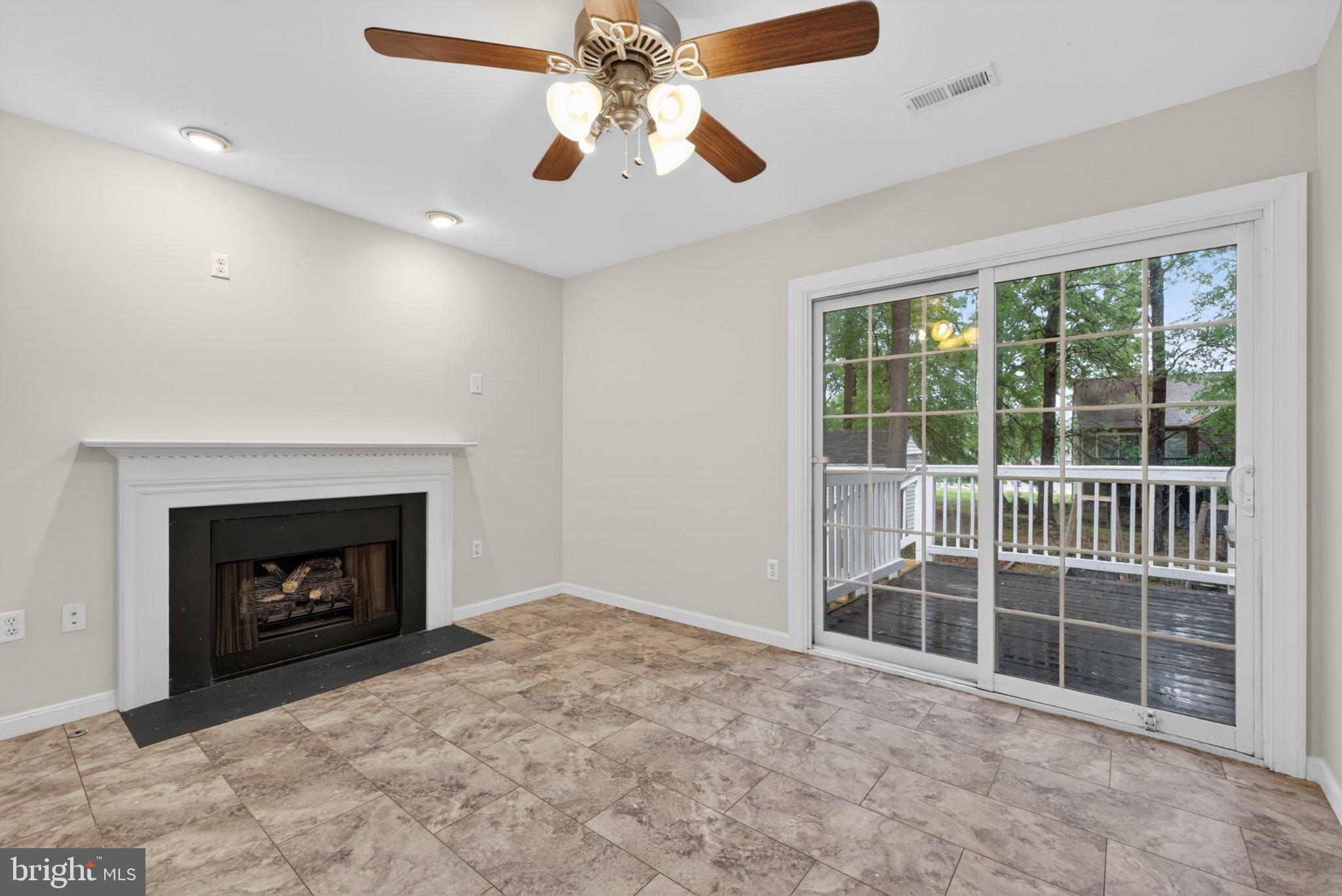 RUFFIN'S POND - Residential