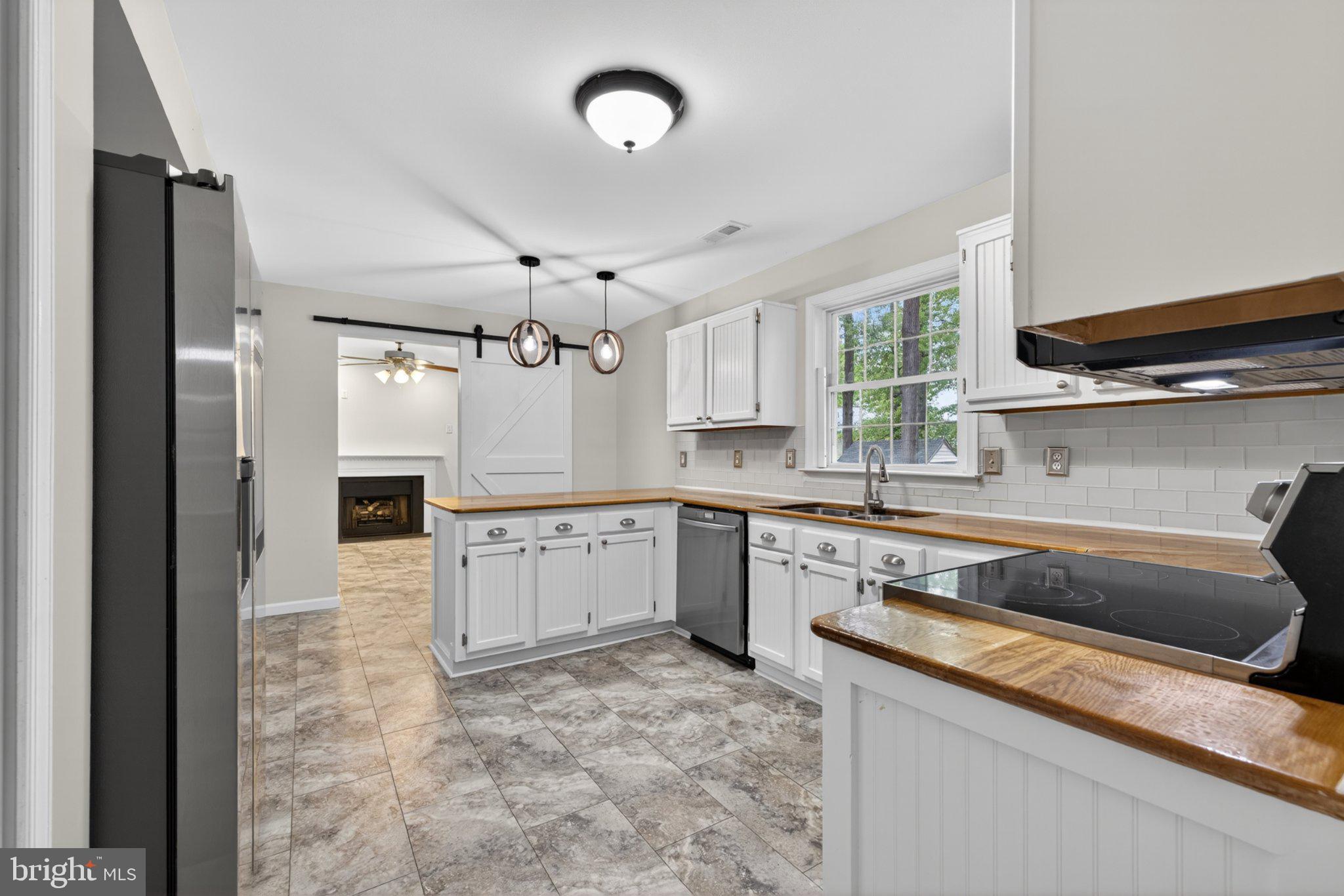 RUFFIN'S POND - Residential