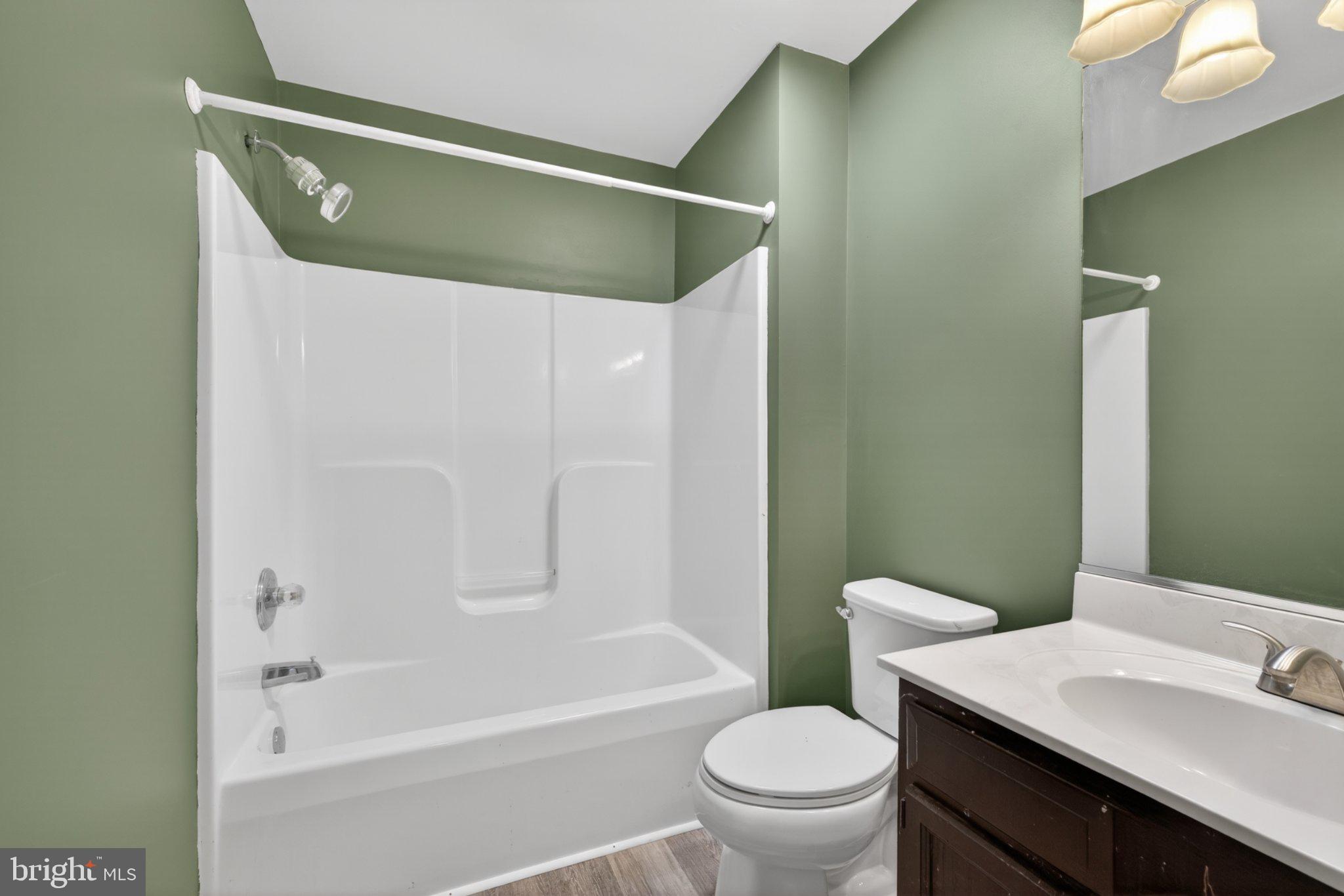 RUFFIN'S POND - Residential