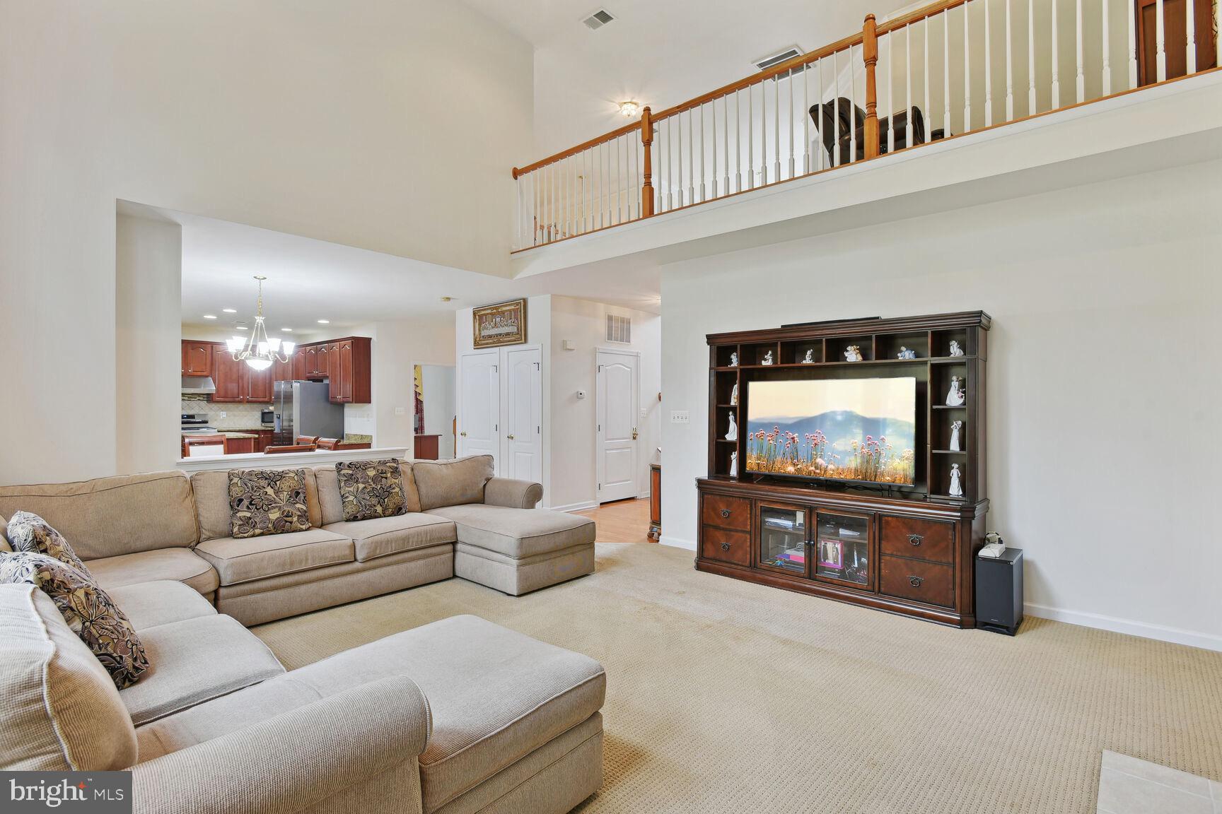 SOUTH RIDING - Residential