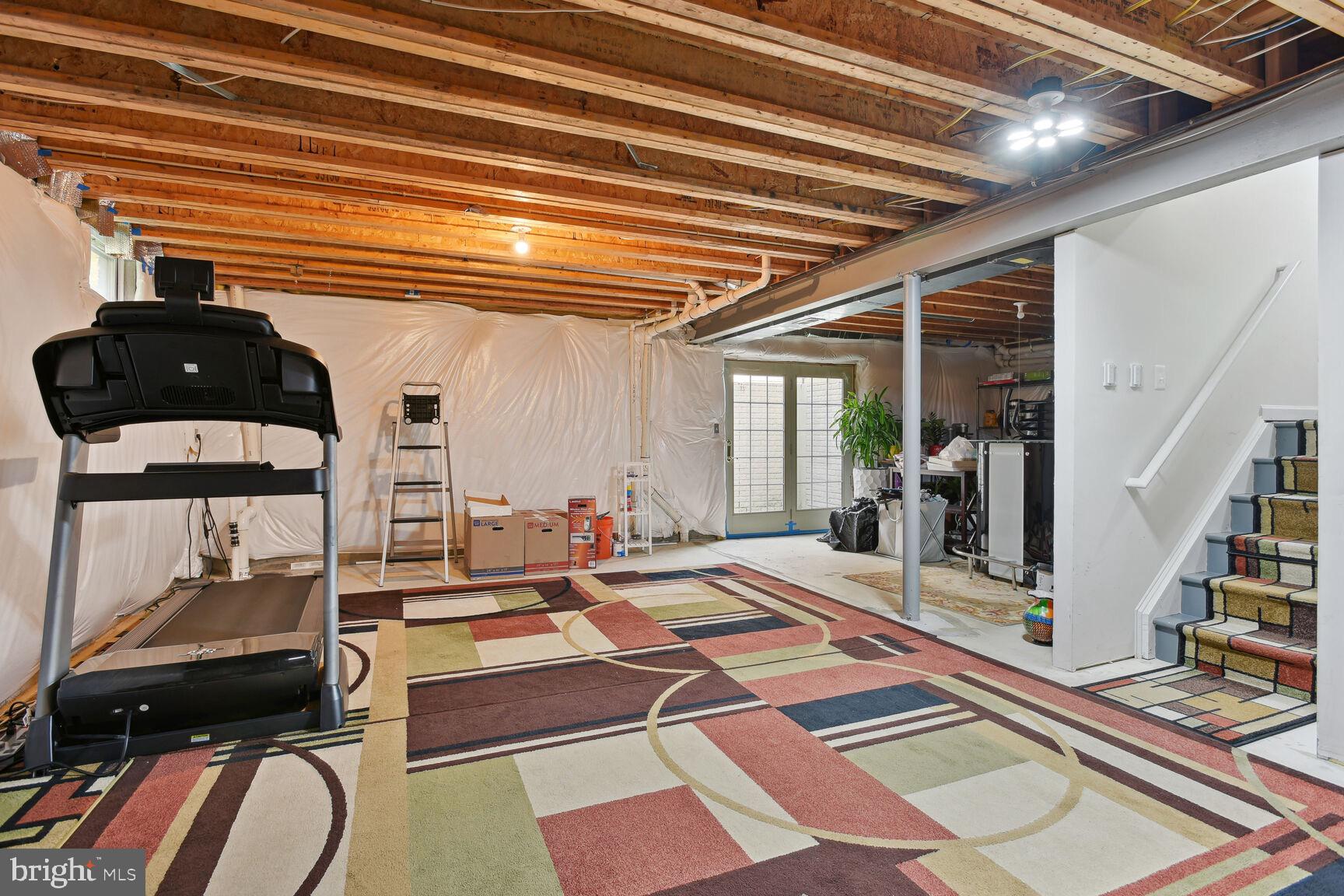 SOUTH RIDING - Residential