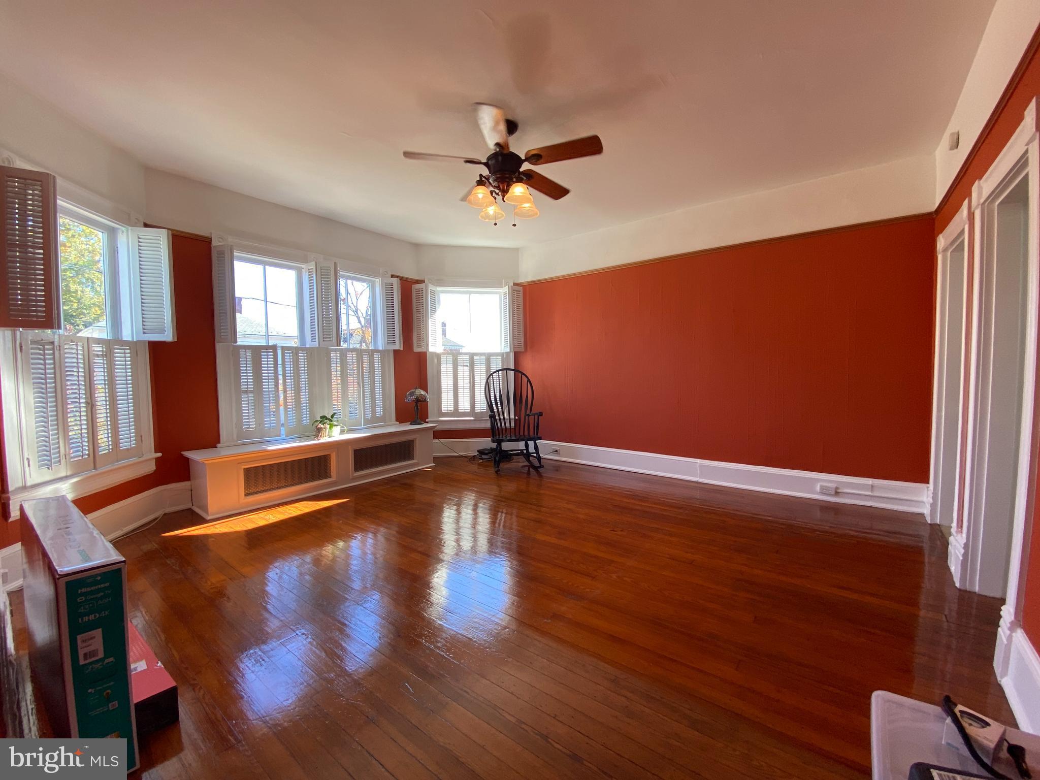 DOWNTOWN FREDERICKSBURG - Residential Lease