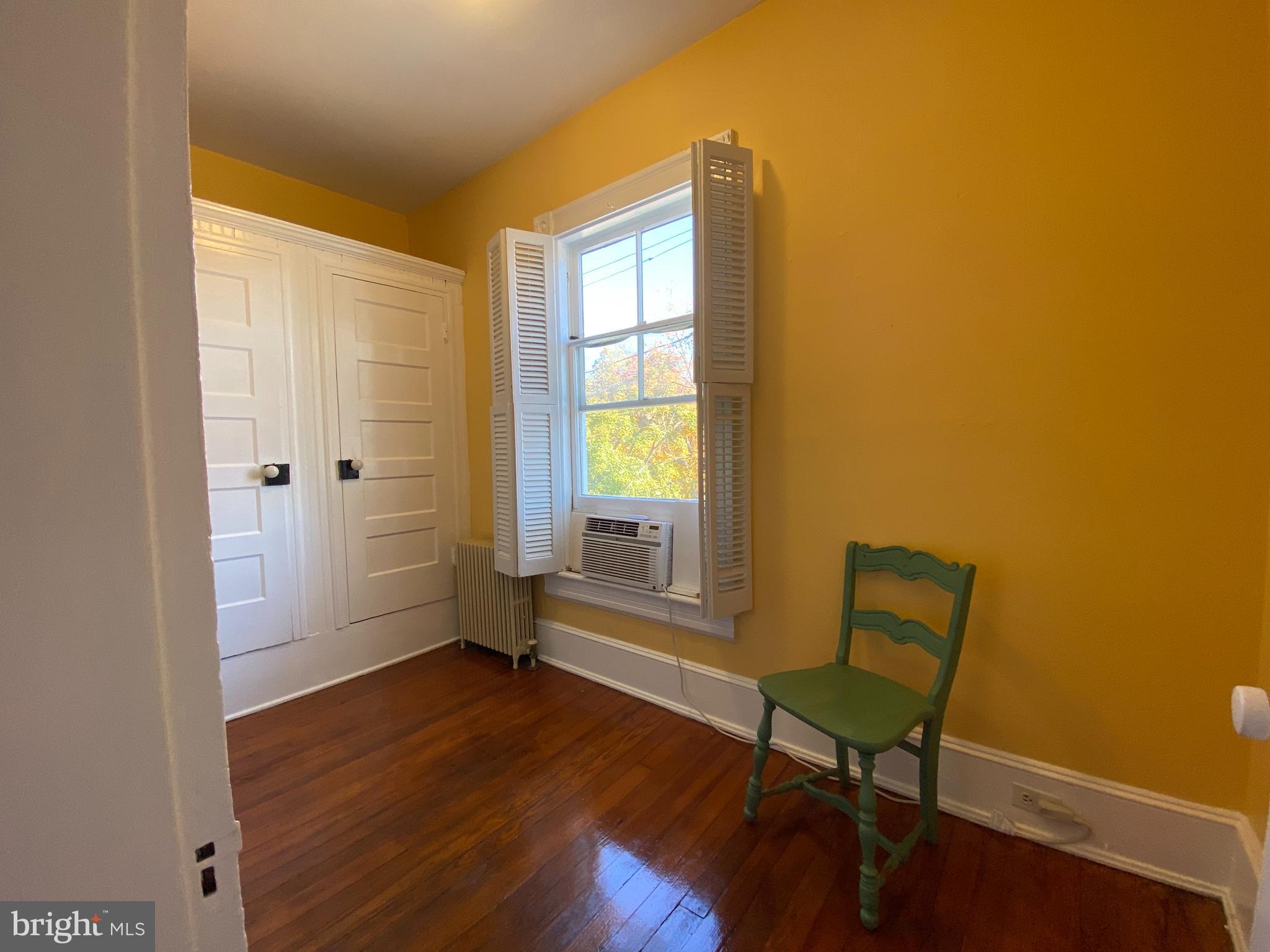 DOWNTOWN FREDERICKSBURG - Residential Lease