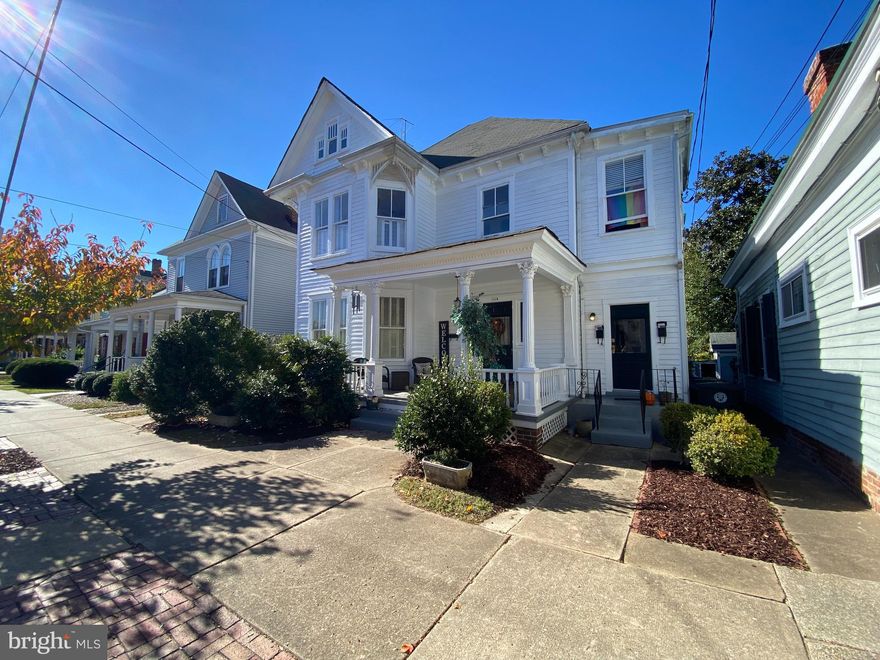 Spacious 2nd floor 1 bedroom APARTMENT in downtown Fredericksburg. Beautiful hardwood floors. Large windows allow for additional sunlight. Additional storage room/space for office off living room. Access to and use of back yard. W/D shared in basement utility room. Tenant responsible for separately metered electric and to pay Landlord monthly utility fee of $60.00 for gas, water, sewer & trash. 3x monthly rent in gross income. 675+ credit score. NO PETS.